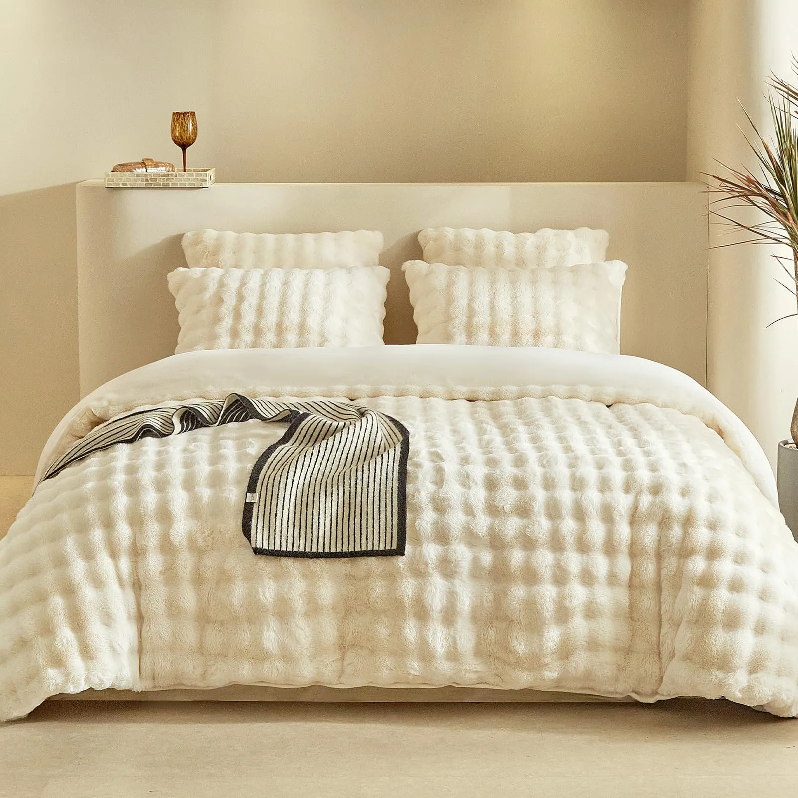 Tokokimo Set Copripiumino Matrimoniale in Flanella, 240x220cm, Beige (3 Pezzi: 1 Copripiumino e 2 Federe 50x80cm) - immagine 2