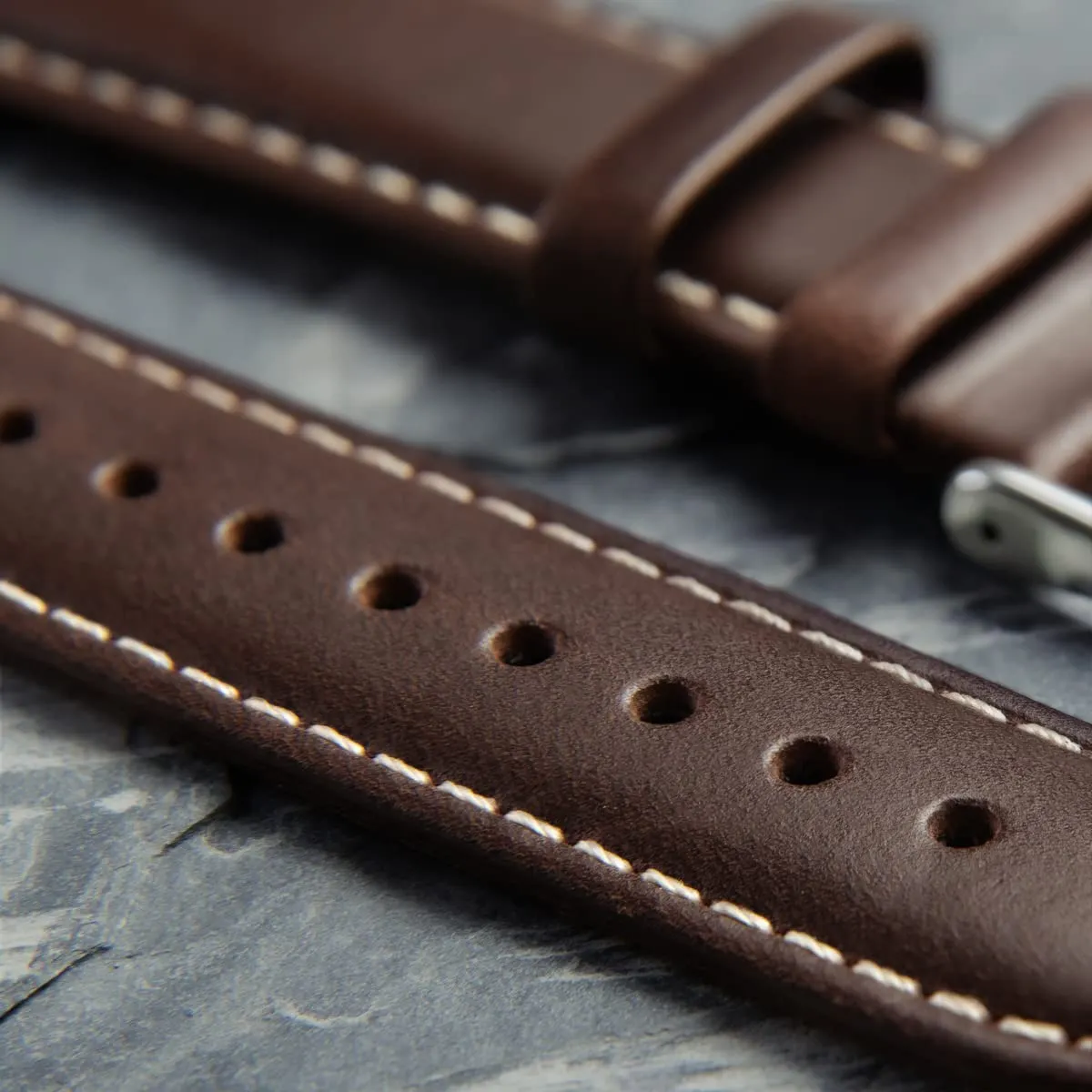 Archer Watch Straps Cinturini in Pelle Pieno Fiore a Sgancio Rapido, Castano Scuro con Cucitura Bianco Naturale, 20mm - immagine 3