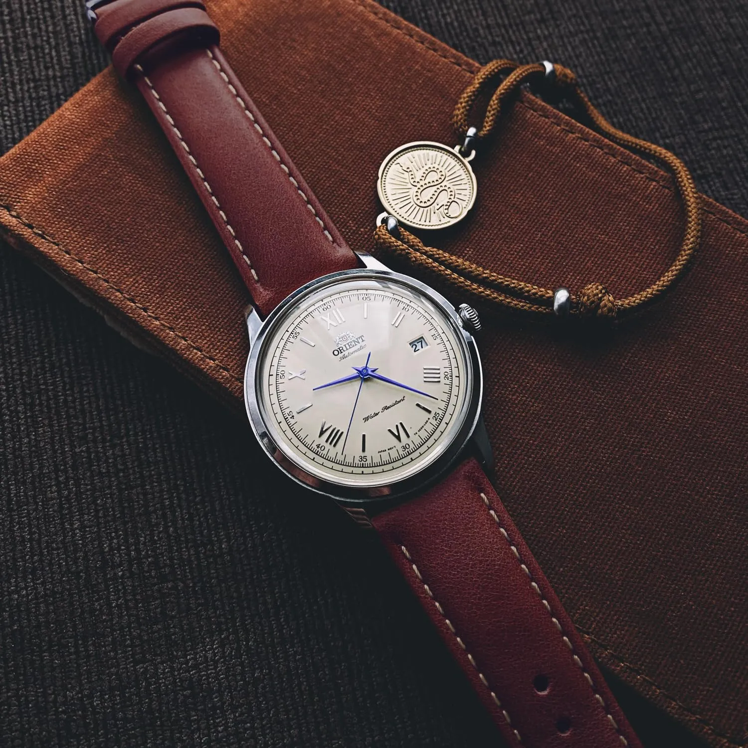 Archer Watch Straps Cinturino in Pelle Pieno Fiore a Sgancio Rapido, Mogano/Cucitura Bianco Naturale, 20mm - immagine 2