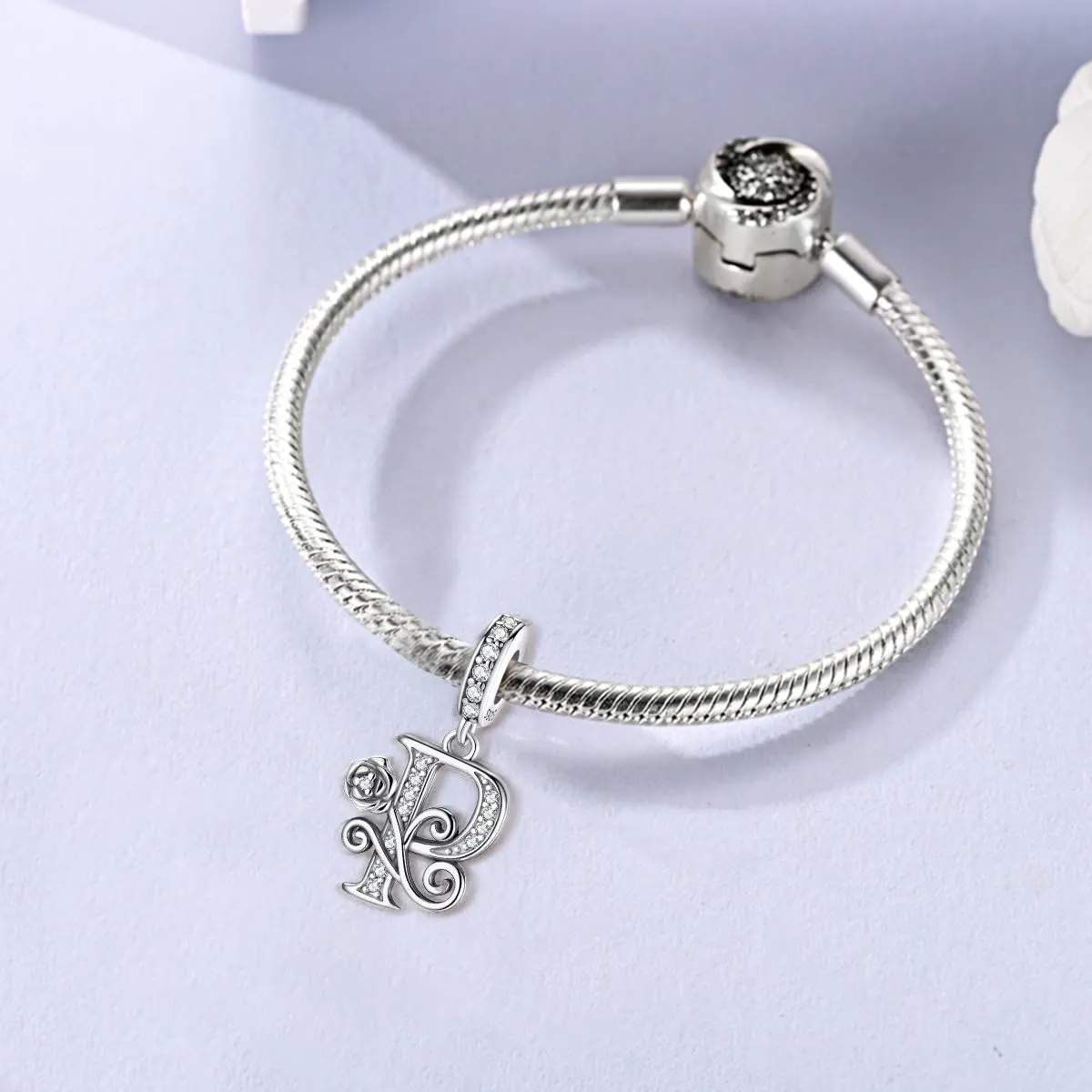LNQOBU Ciondolo Lettera Rose in Argento Sterling 925 con Zirconia 5A Compatibile con Pandora e Bracciali Europei da Donna - immagine 2