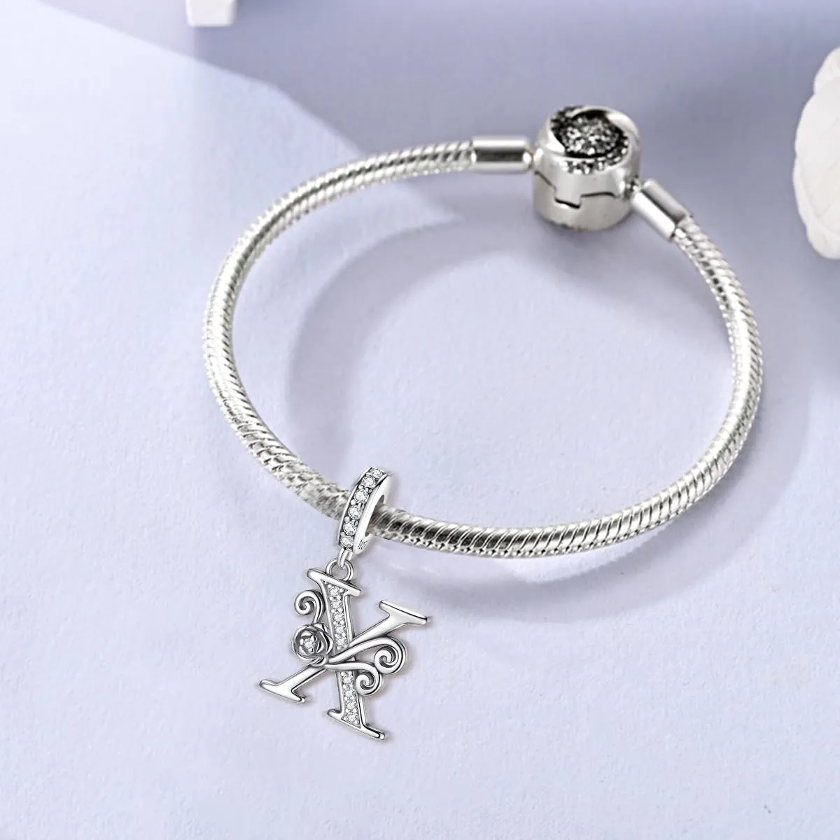 LNQOBU Ciondolo Lettera Alfabeto con Rosa in Argento Sterling 925 e Zirconia 5A per Bracciali Pandora e Europei e Collane da Donna - immagine 2