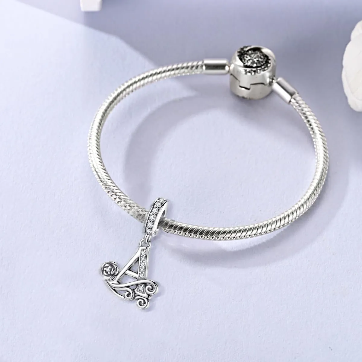 LNQOBU Ciondolo Lettera Rosa in Argento Sterling 925 con Zirconia 5A Compatibile con Pandora e Bracciali Europei per Donna - immagine 2
