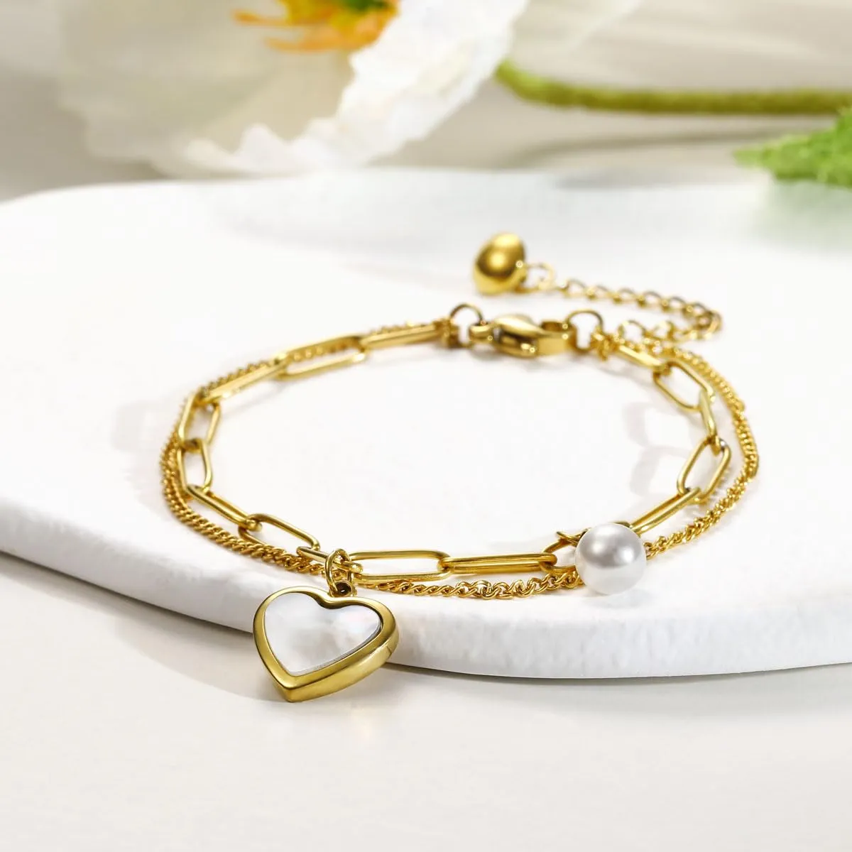 Emibele Bracciale a Cuore in Titanio Placcato Oro 18 Carati con Chiusura a Moschettone - immagine 5