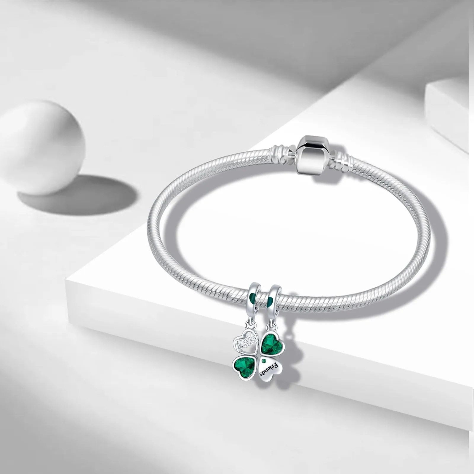NUNUYAYA Charm Bead Ciondolo in Argento Sterling 925 Quadrifoglio con Cubic Zirconia per Braccialetti e Collane Europei - immagine 3