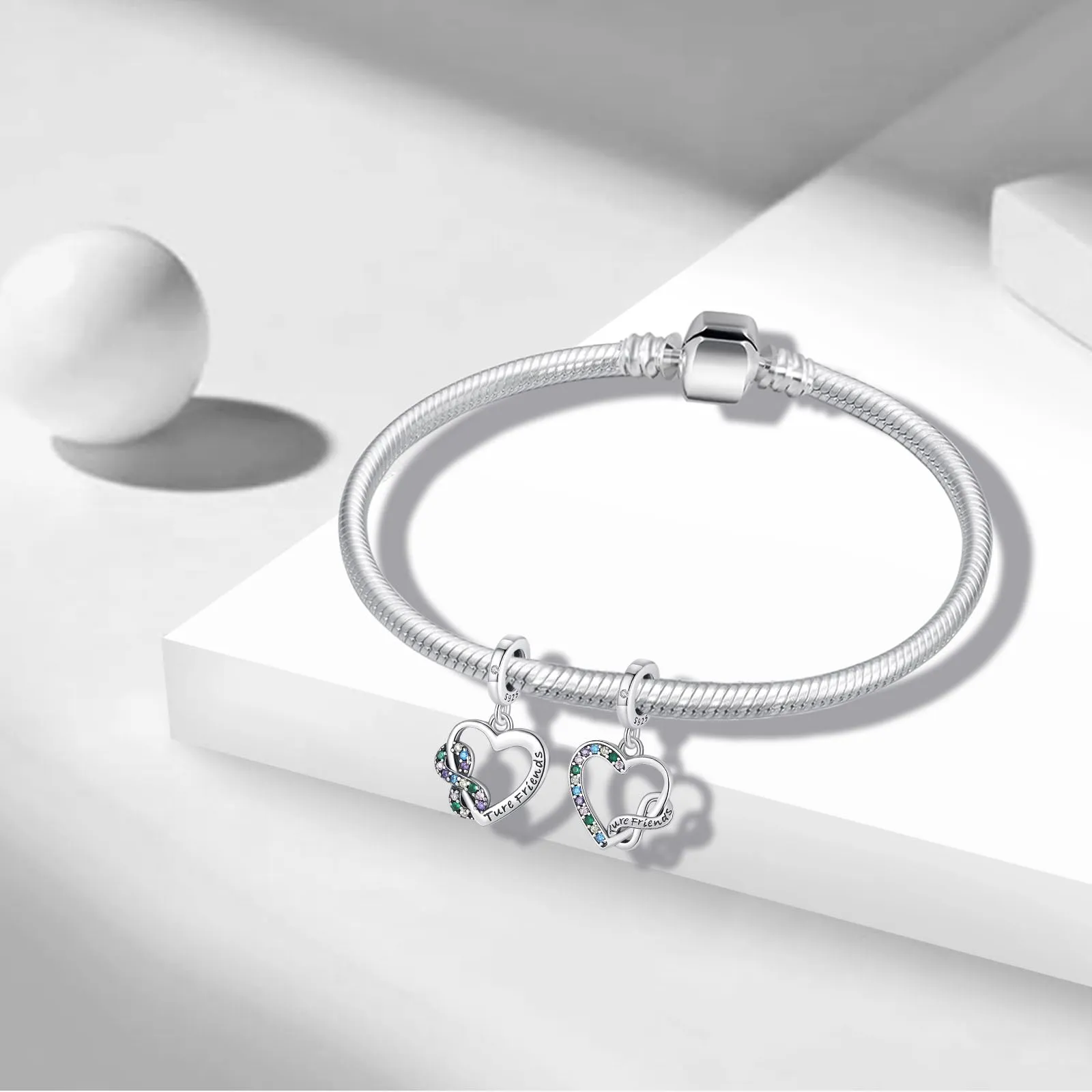 NUNUYAYA Puzzle Piece Hearts Splittable Friendship Charm in Argento Sterling 925 con Zirconia - immagine 3