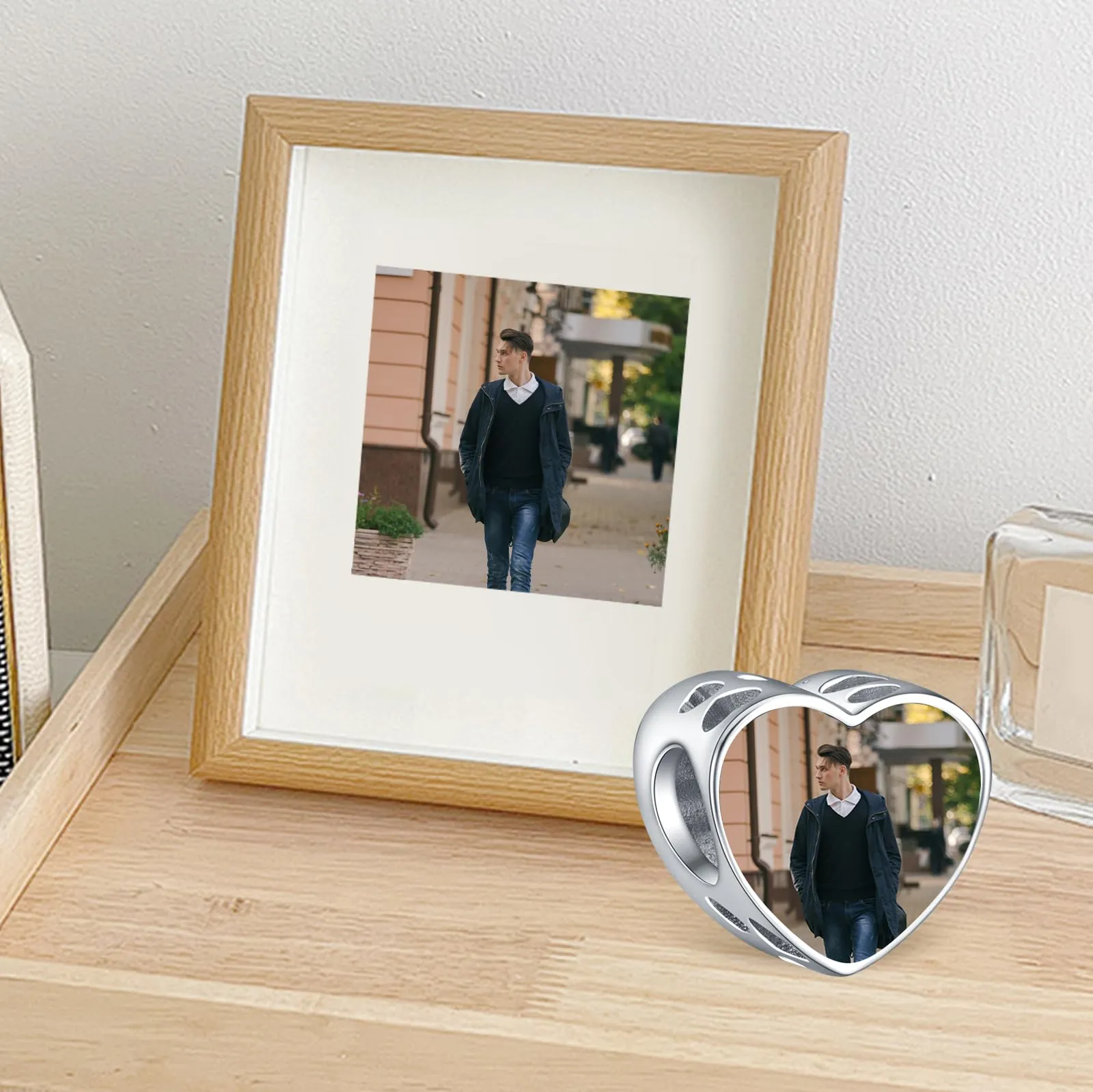 Annmors Charm Personalizzato con Foto di Cucciolo e Lettere in Argento Sterling 925 per Collana e Braccialetto da Donna - immagine 2