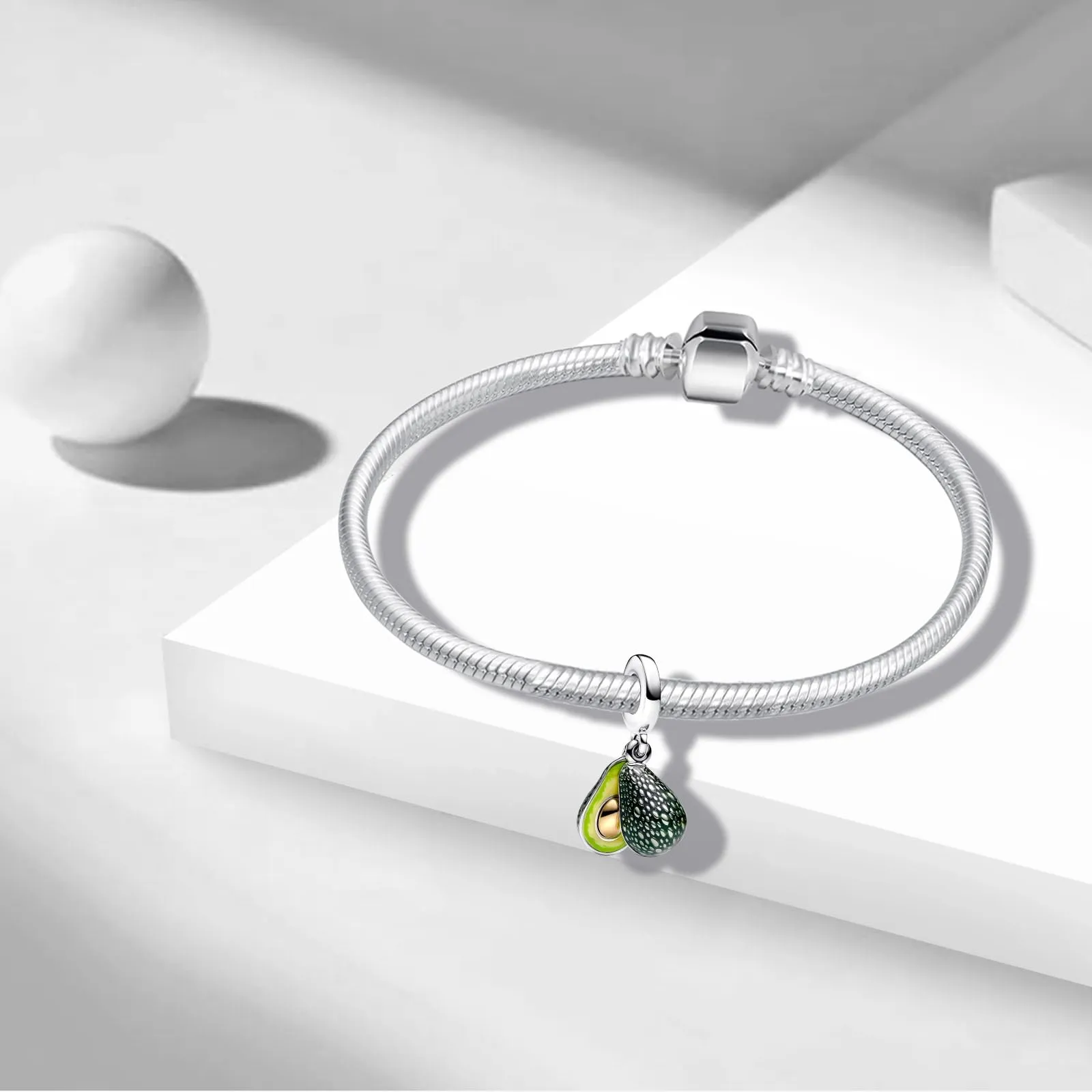 NUNUYAYA Avocado Double Dangle Charm in Argento Sterling 925 con Cubic Zirconia - immagine 3