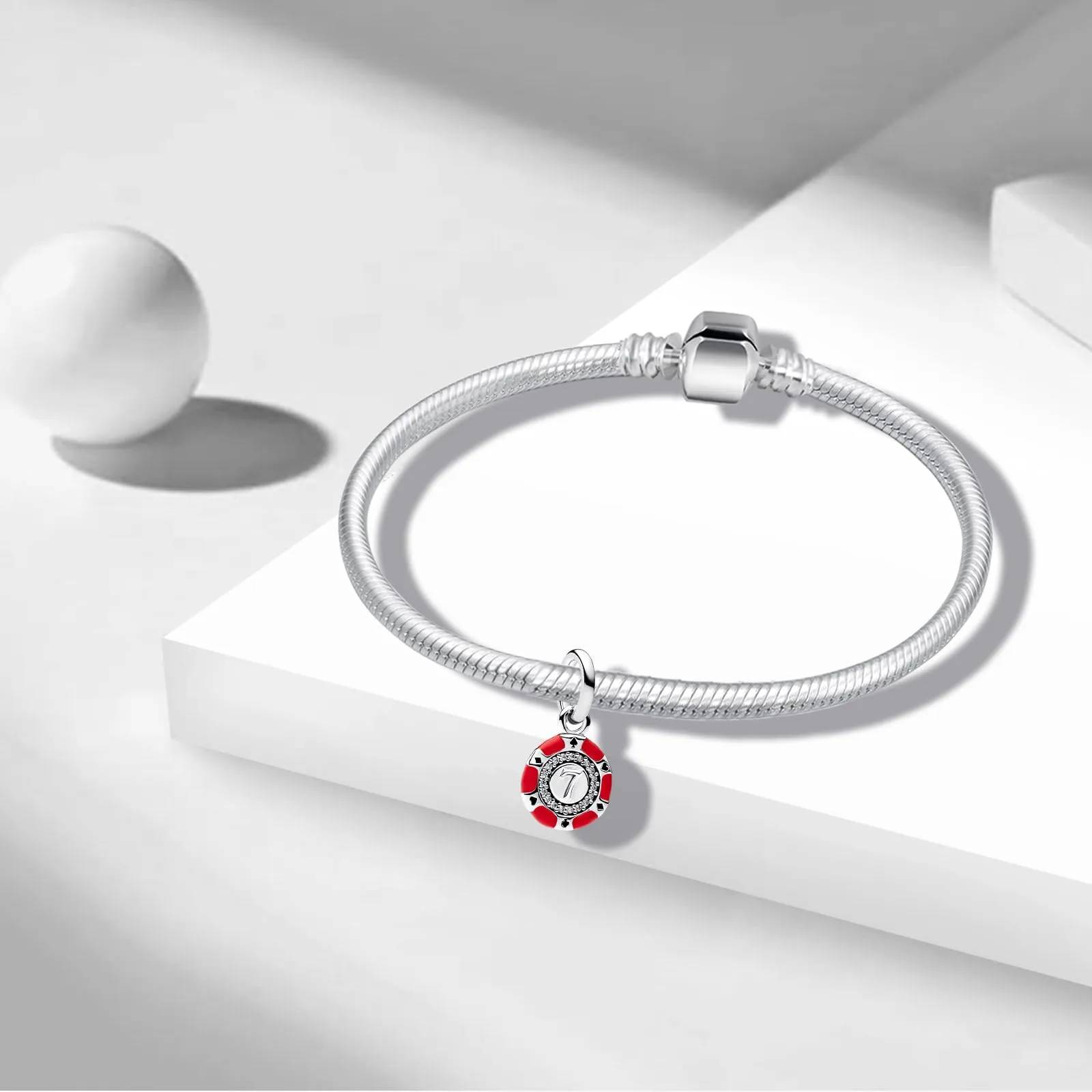 NUNUYAYA Red Seven Cubic Zirconia Charm Pendant in 925 Sterling Silver - immagine 3