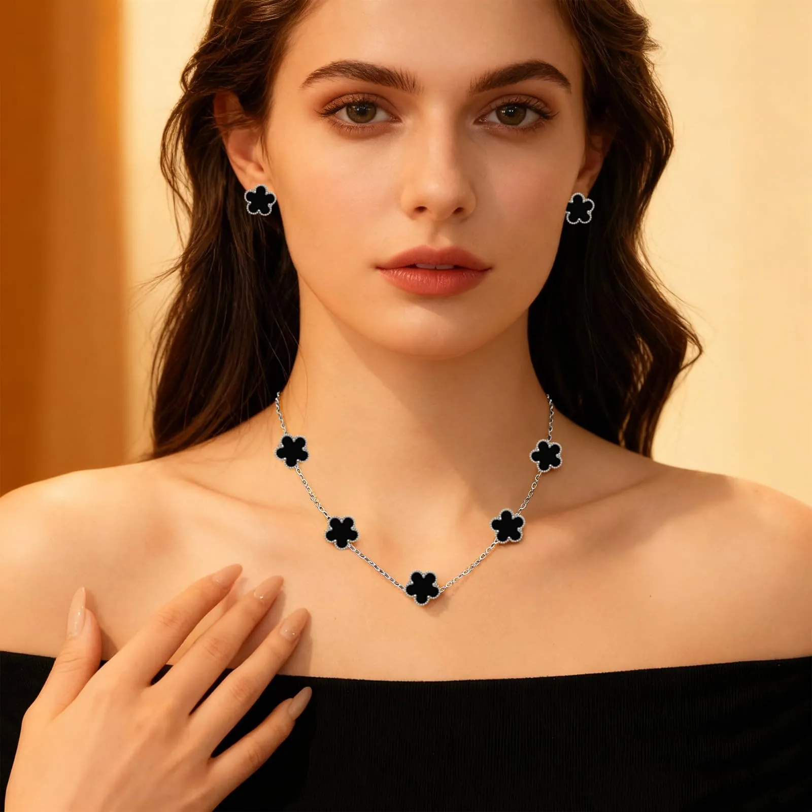JYIXXZX Set di Gioielli Quadrifoglio da Donna in Acciaio Inossidabile Placcato Argento - Collana, Orecchini e Bracciale (B) - immagine 4