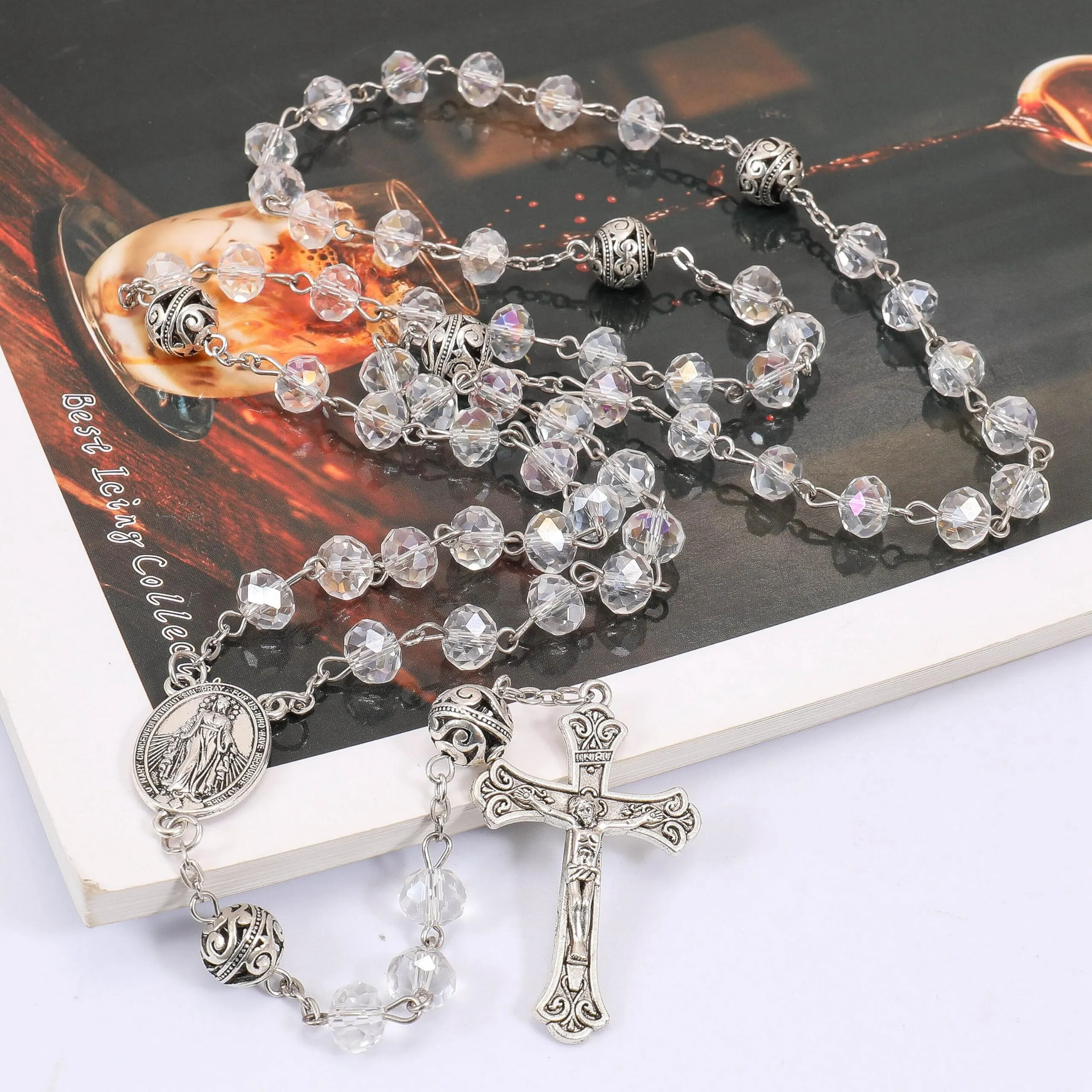 Nazareth Store Collana Rosario con Grani in Cristallo 8mm e Lega 10mm, Medaglia Miracolosa e Croce Cattolica, Bianca - immagine 3