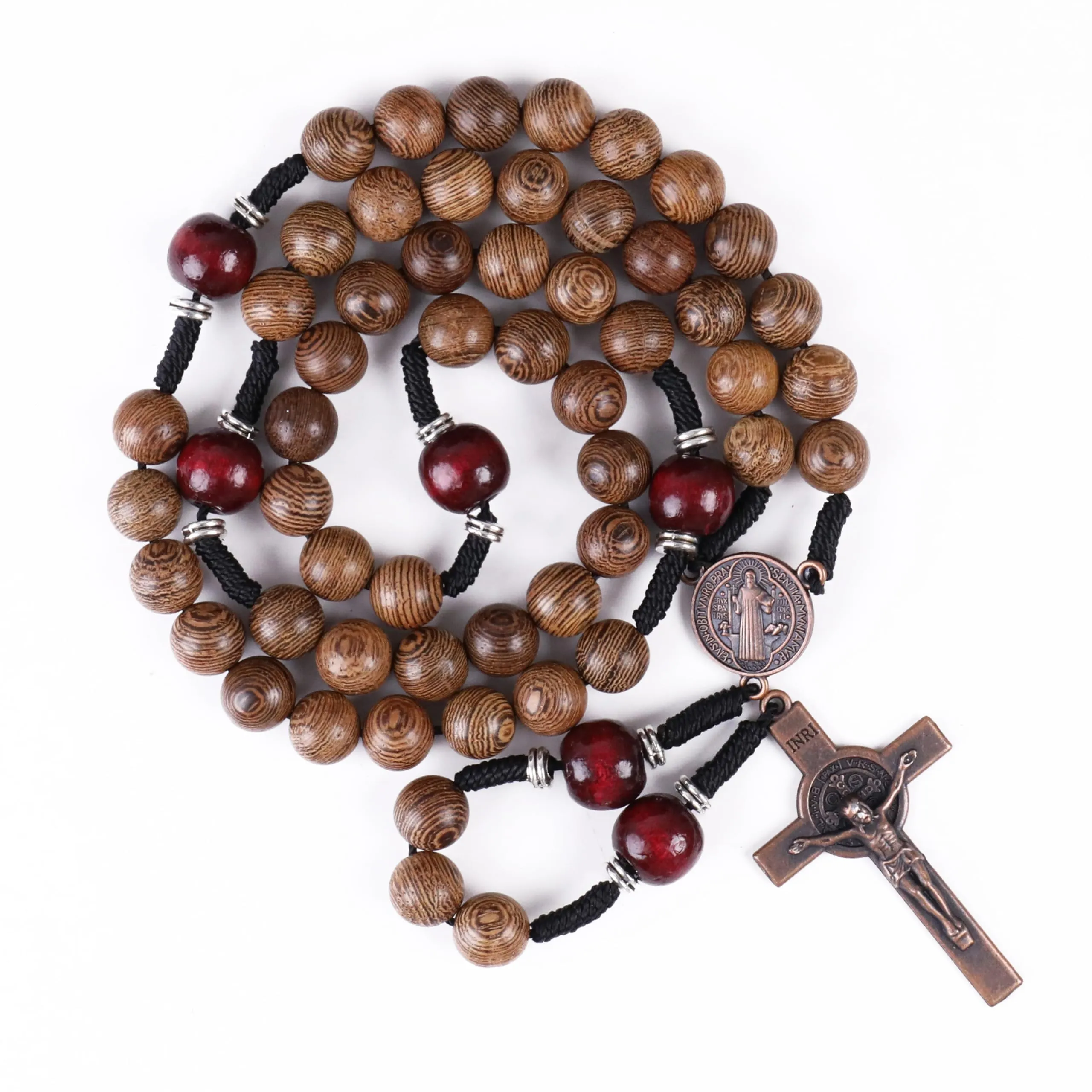 Nazareth Store Rosario da Uomo in Legno d'Ulivo e Rosso Scuro con Medaglia di San Benedetto, 10mm, WR2B - immagine 7