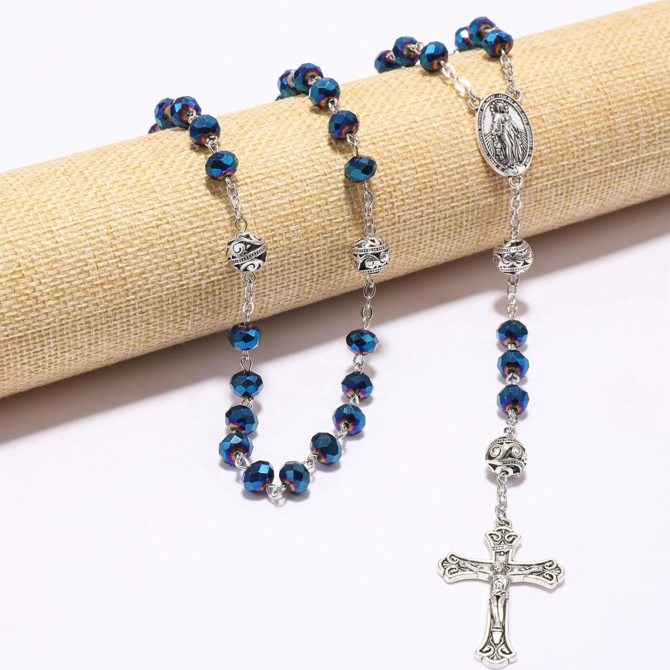 Nazareth Store Collana Rosario con Grani di Cristallo 8mm, Lega 10mm, Medaglia Miracolosa e Croce Cattolica (Blu) - immagine 7