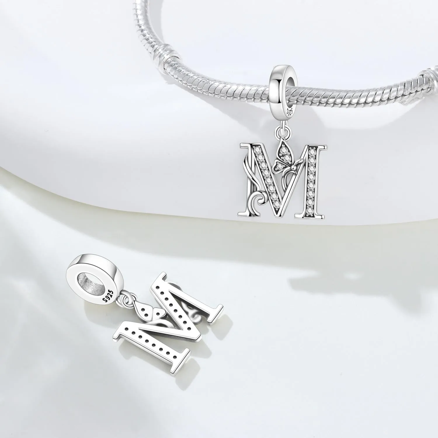 PANPOKI Ciondoli a forma di lettera in Argento Sterling 925, Lettera M - immagine 3