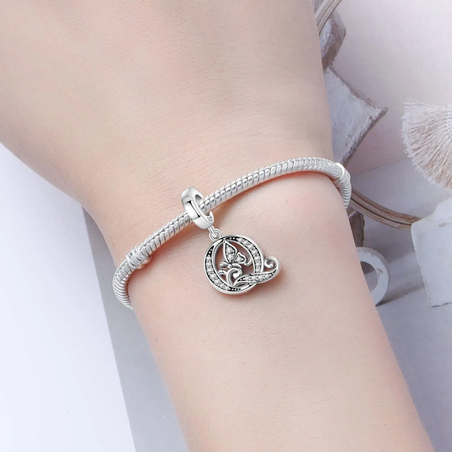 PANPOKI Ciondoli a Forma di Lettera in Argento S925 e Zirconia per Bracciali e Collane Europei - immagine 4