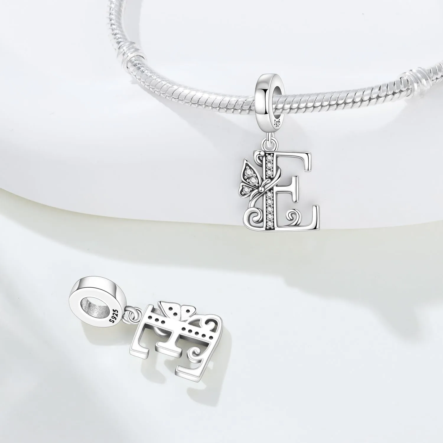 PANPOKI Set di 2 Ciondoli a Lettera in Argento Sterling S925 con Zirconi per Bracciali e Collane Europei - immagine 6