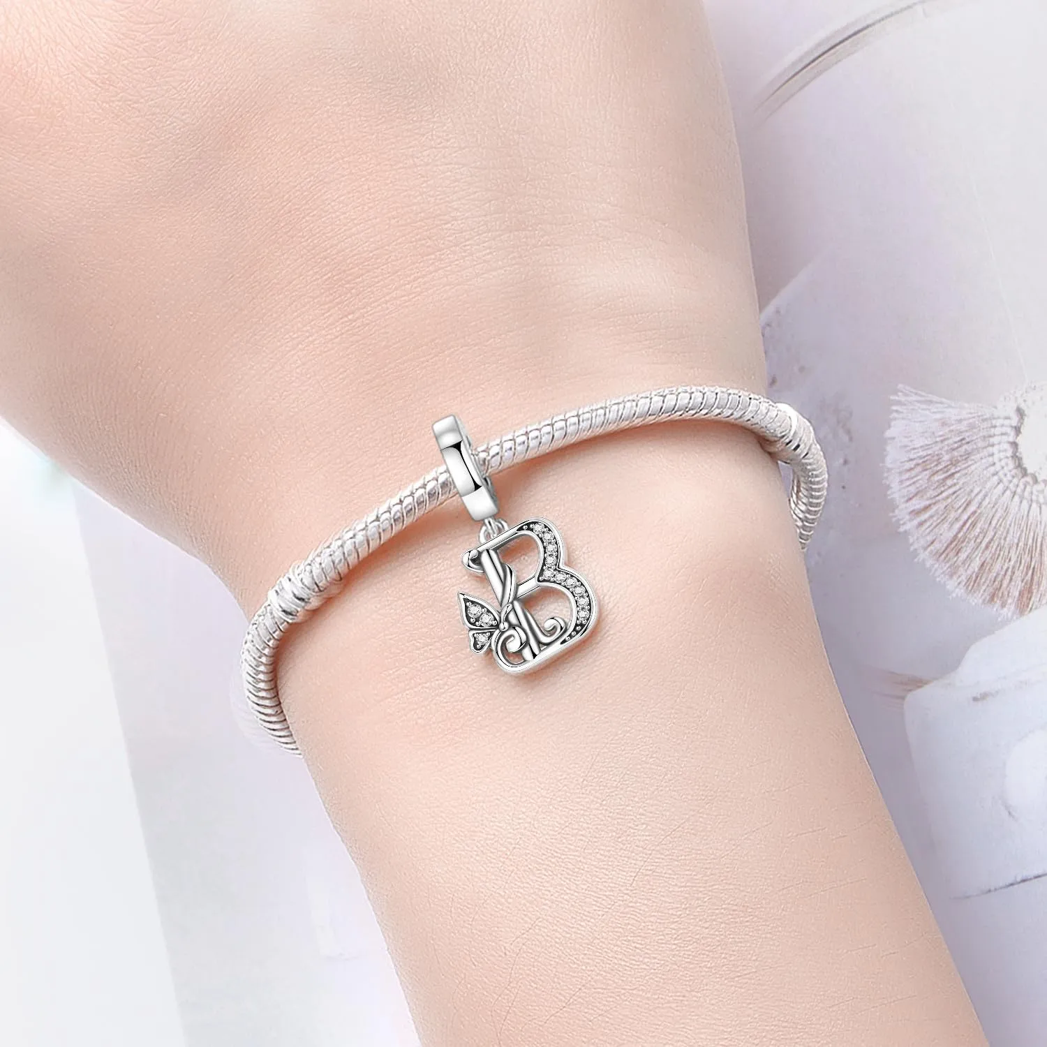 PANPOKI Ciondoli a Forma di Lettera in Argento S925 con Zirconi per Bracciali e Collane Europei - immagine 4