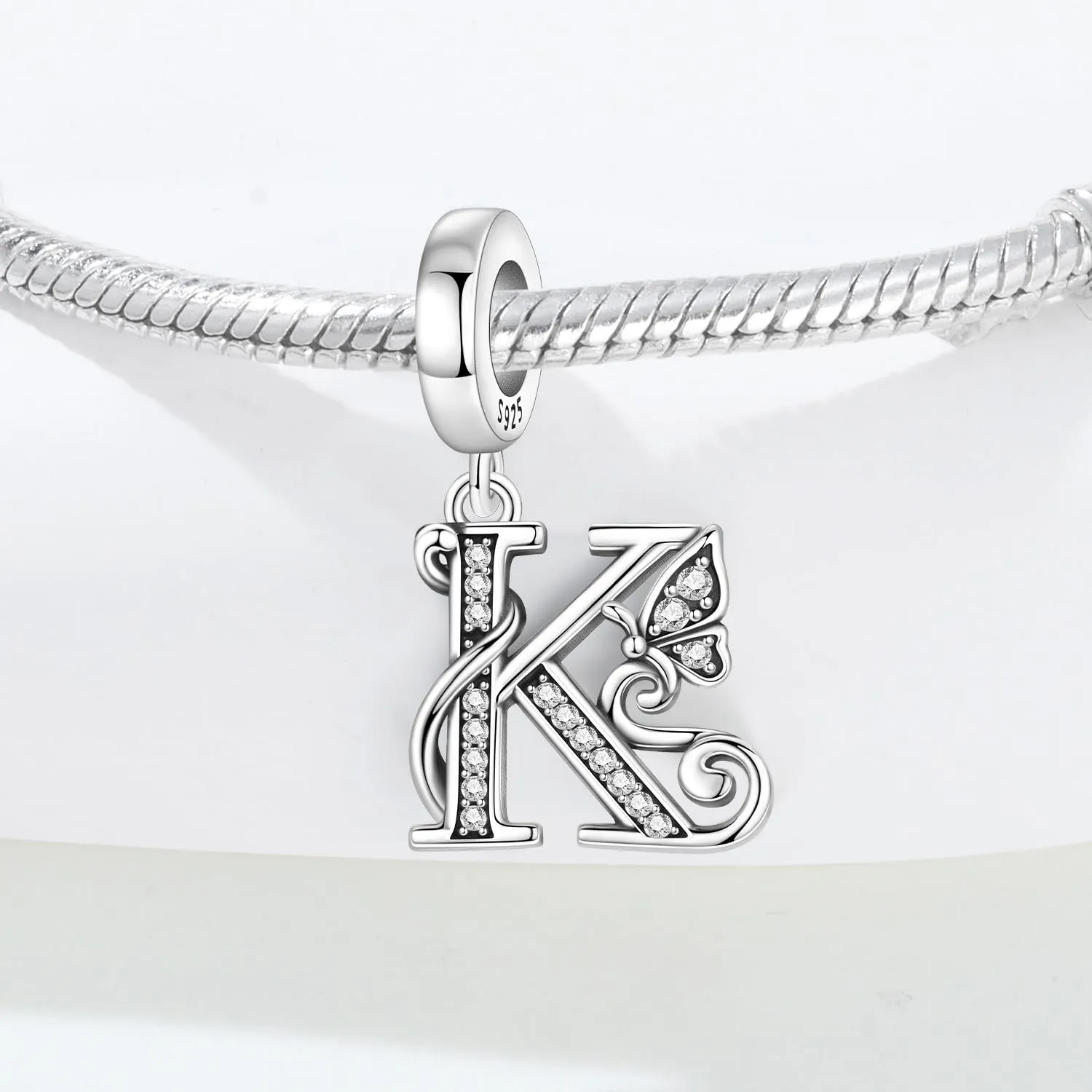 PANPOKI Ciondoli a Forma di Lettera in Argento Sterling S925 e Zirconia per Bracciali Europei e Collane, K Abito - immagine 4