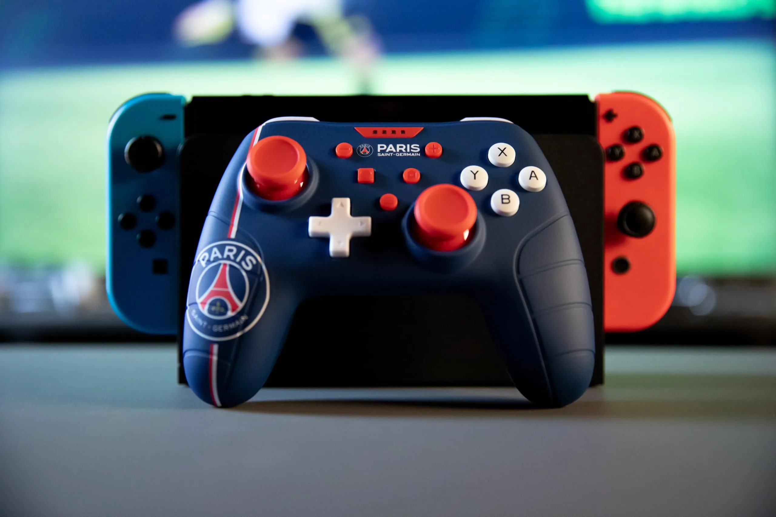 Konix PSG Controller per Nintendo Switch e PC, Funzione Vibrazione, Cavo 3m - Blu, Bianco e Rosso - immagine 5
