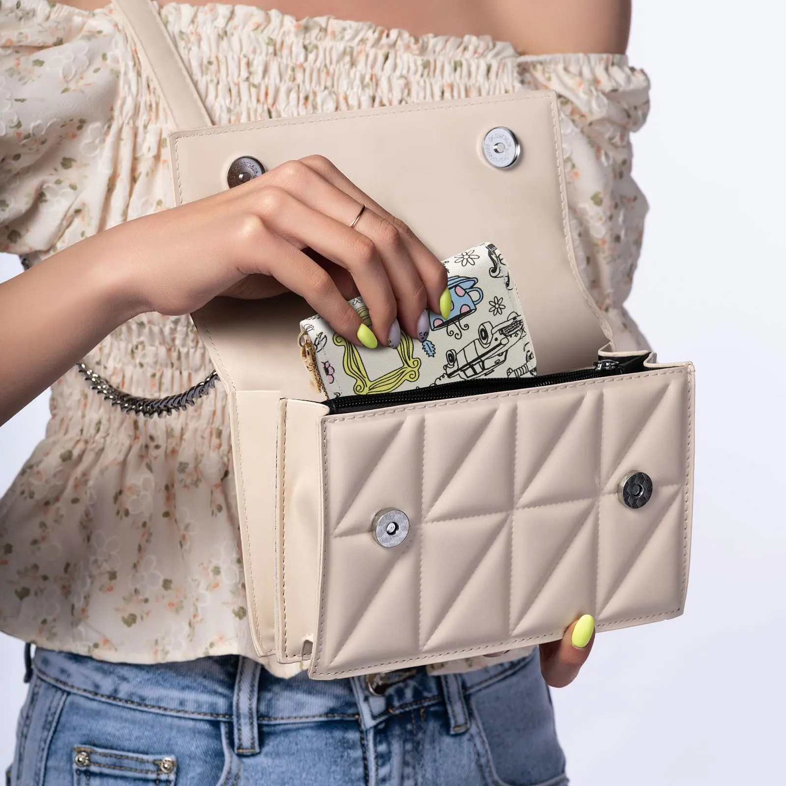 LJCZKA Porta carte di credito a fiore, organizer a fisarmonica con portamonete e cerniera, Bianco - immagine 4