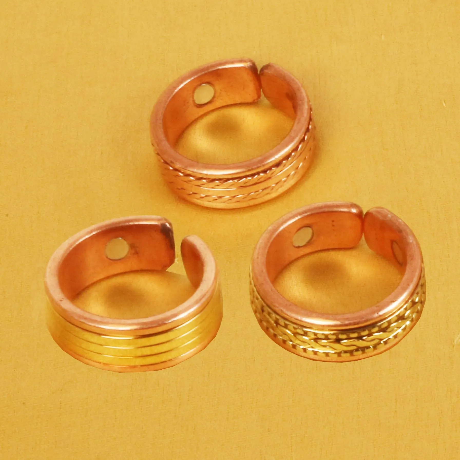 Touchstone Anelli in rame forgiato a mano con spirali intrecciate, set di 3 - immagine 3
