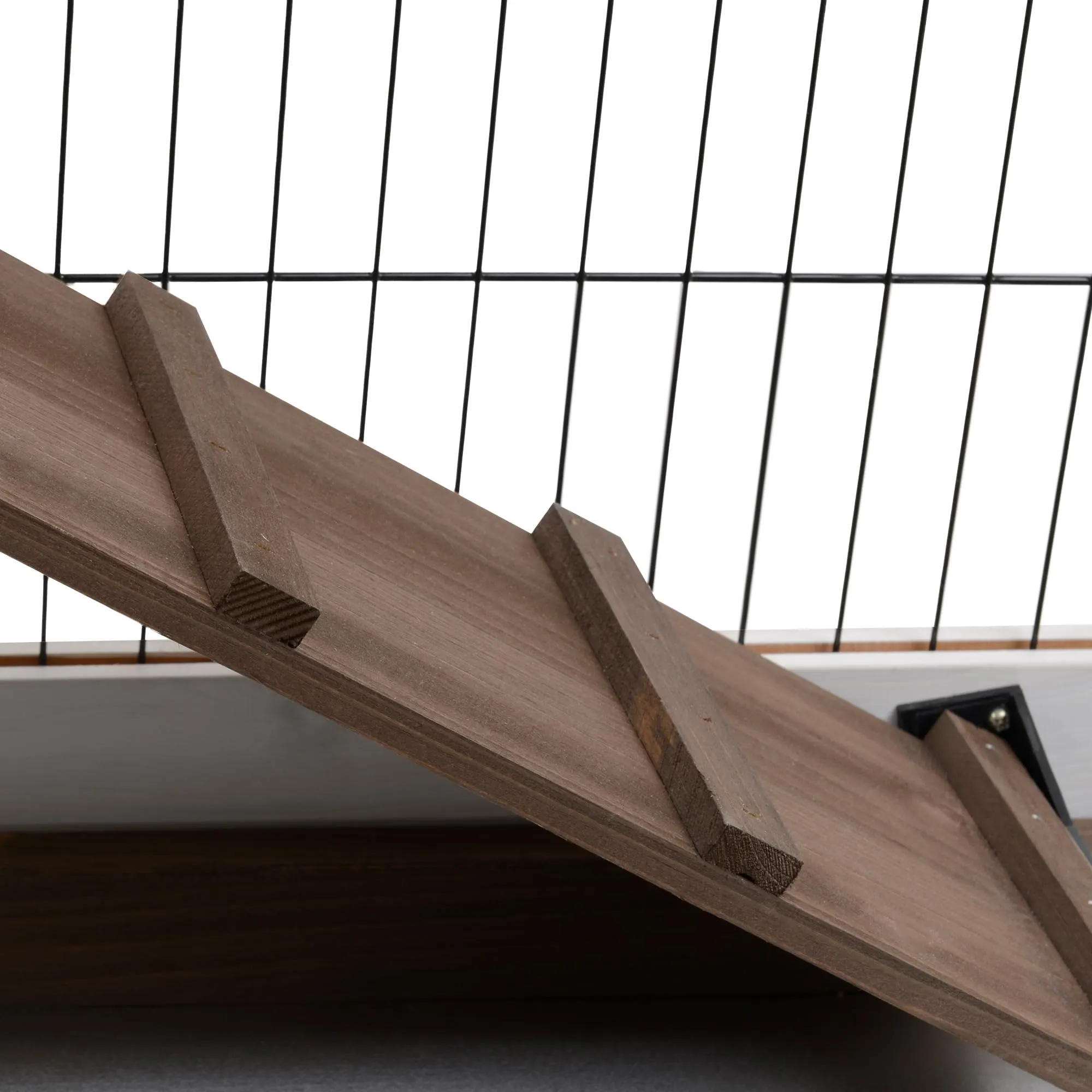 PawHut Conigliera da Interno in Legno Abete con Ruote 110x50x88cm Marrone - immagine 8