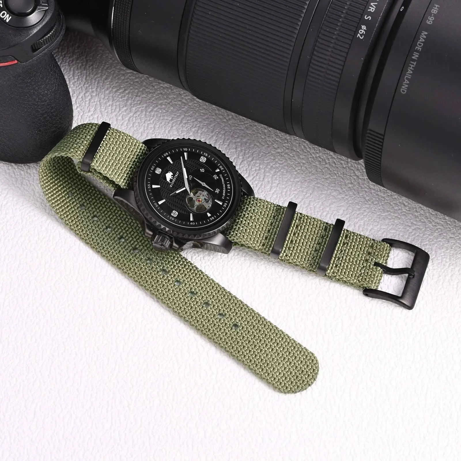 BISONSTRAP Cinturino per Orologi in Nylon da Uomo, 18mm, Verde Militare (Fibbia Nera) - immagine 2