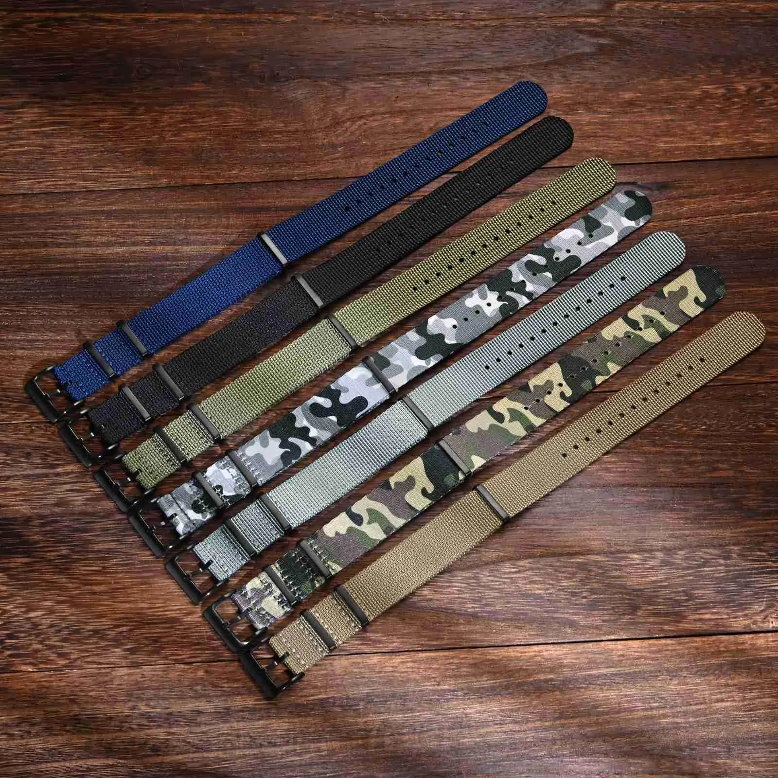 BISONSTRAP Cinturino per Orologi in Nylon da Uomo, 20mm, Nero (Fibbia Nera) - immagine 7