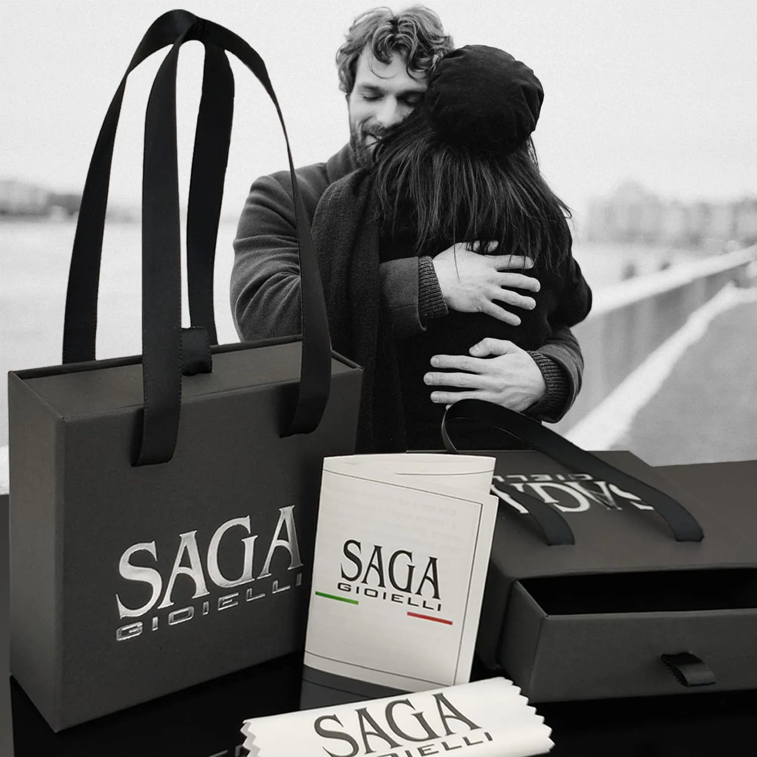 SAGA GIOIELLI Bracciale Donna Granelli Pepite Martellate Acciaio Pendenti Stelle Dorate - immagine 4