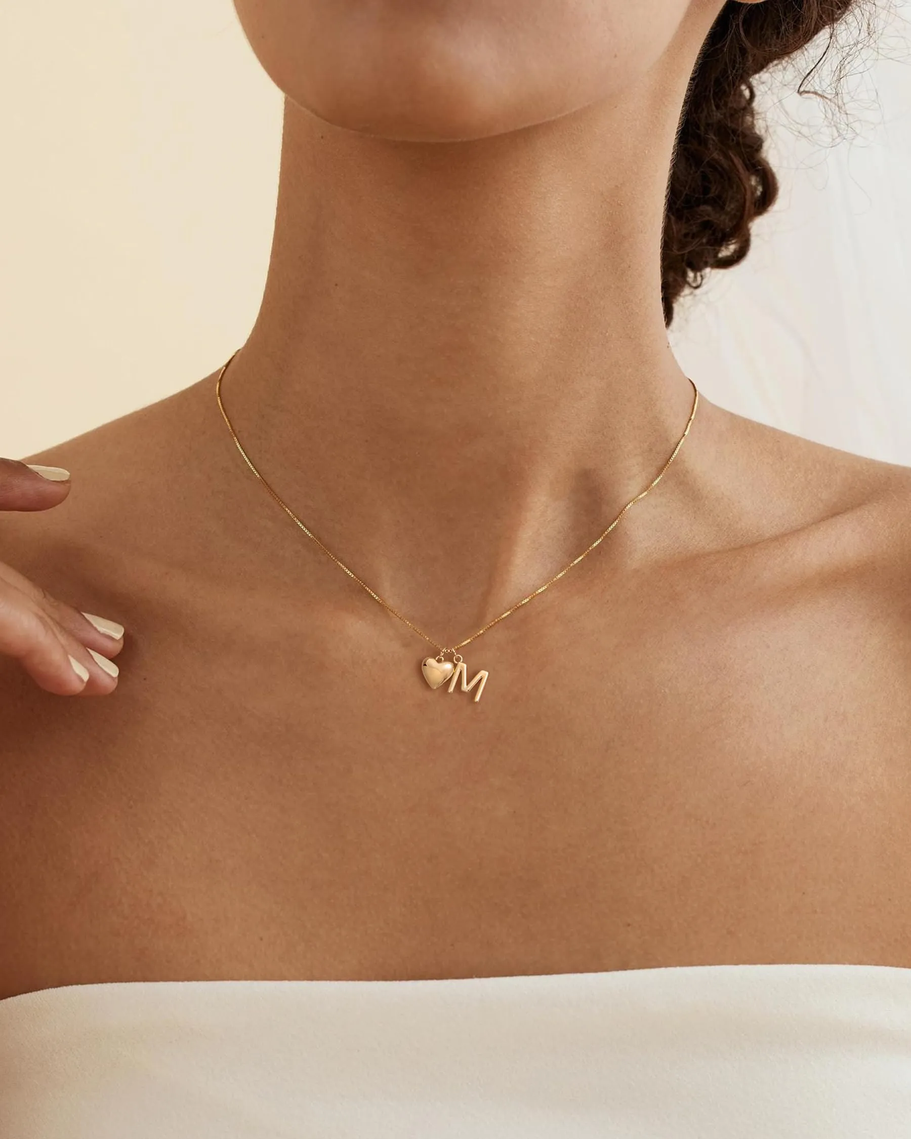HANLI Collana Personalizzata con Nome Cuore Iniziale M Oro Placcato 14K - immagine 4