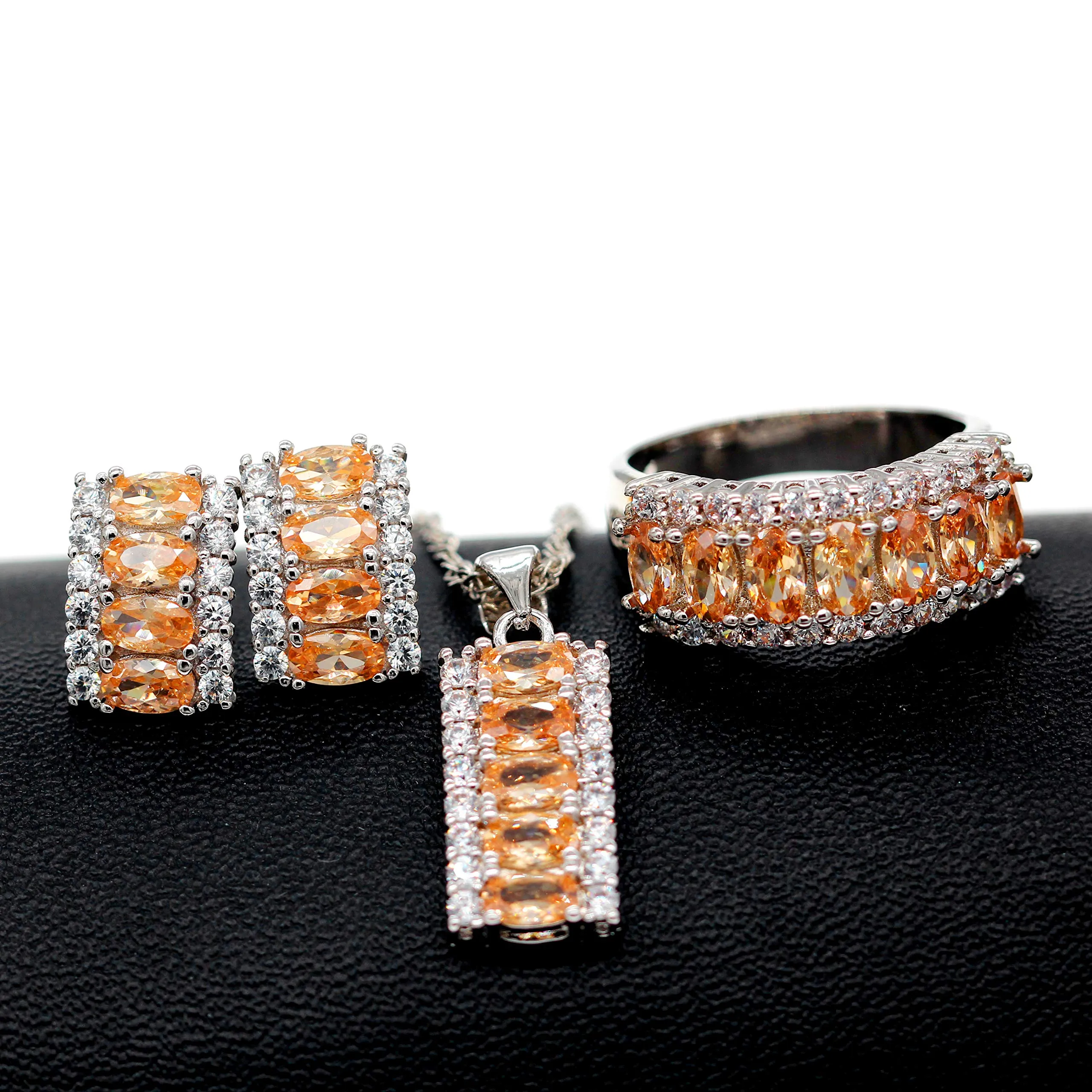 Uloveido Set di Gioielli in Oro Bianco con Cubic Zirconia Champagne Giallo - Collana, Orecchini a Bottone e Anello - immagine 5