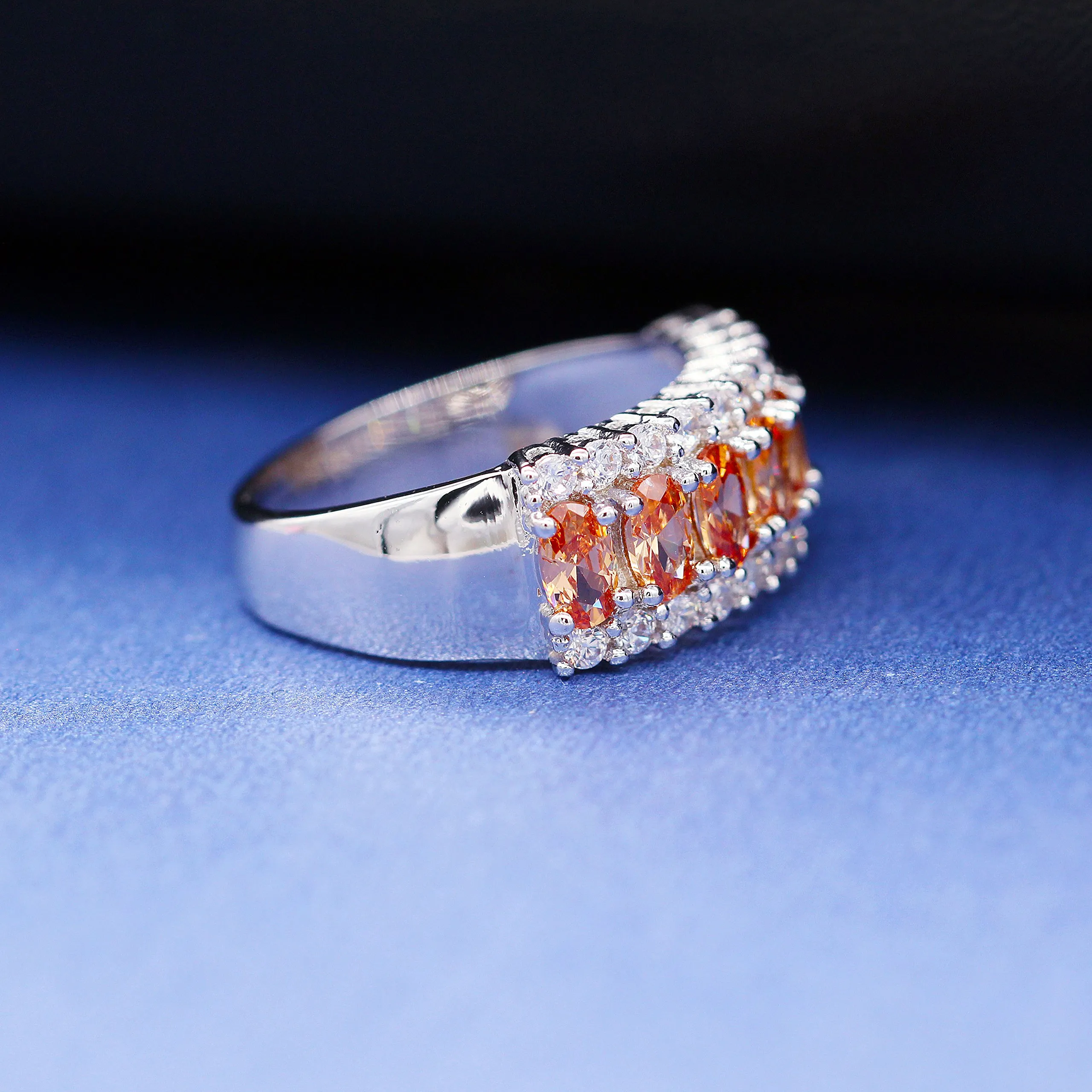 Uloveido Set di Gioielli in Oro Bianco con Cubic Zirconia Champagne Giallo - Collana, Orecchini a Bottone e Anello - immagine 9