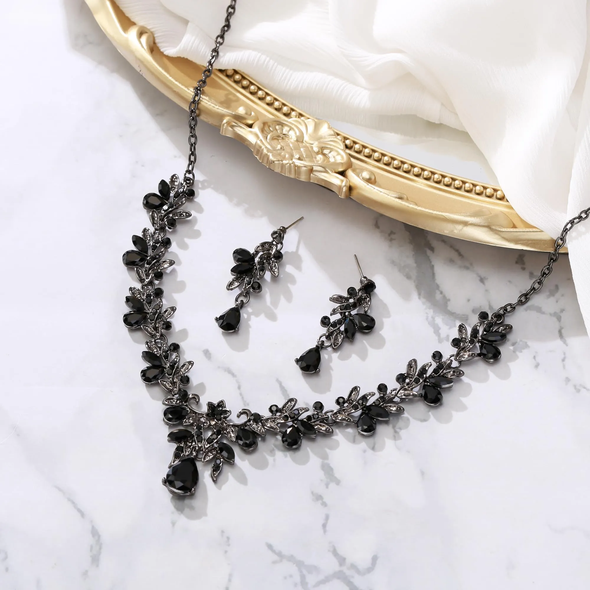 Clearine Parure di gioielli da donna con cristalli a foglia di fiore, collana e orecchini tono argento - immagine 4