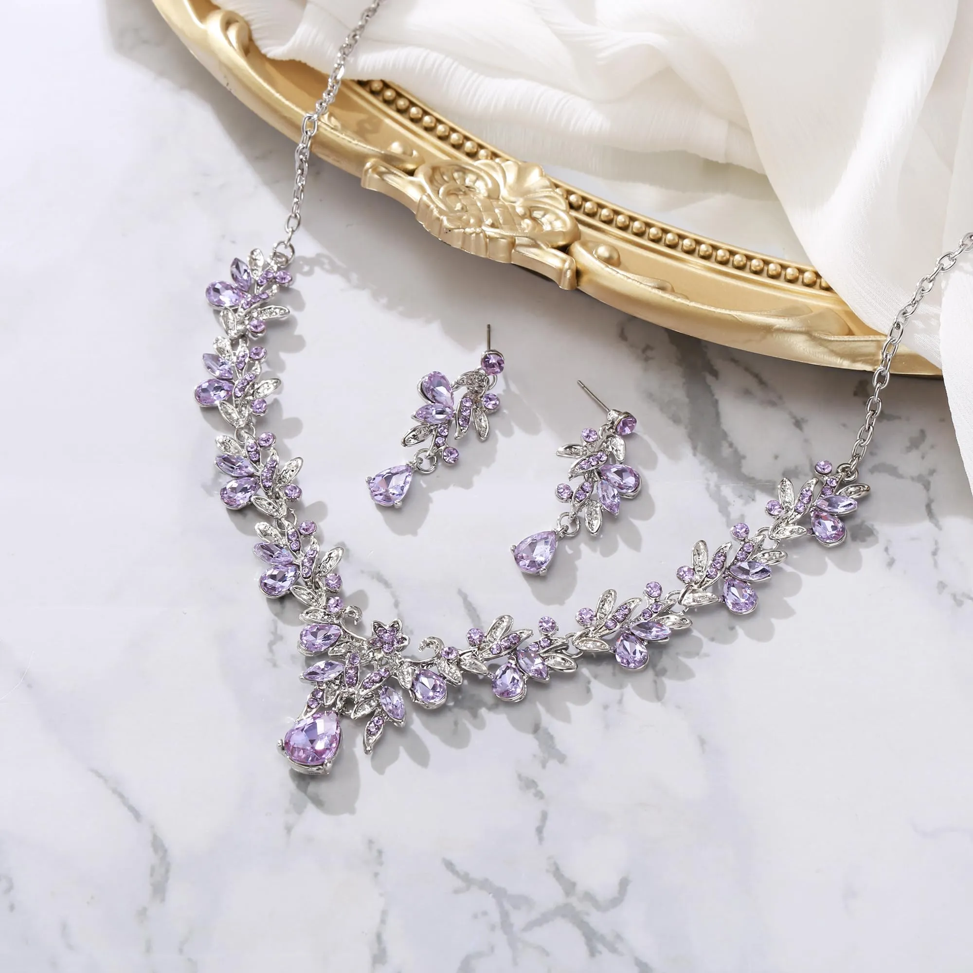 Clearine Set di gioielli con cristalli, strass e foglie, collana con ciondolo e orecchini, argento chiaro, Petite - immagine 4