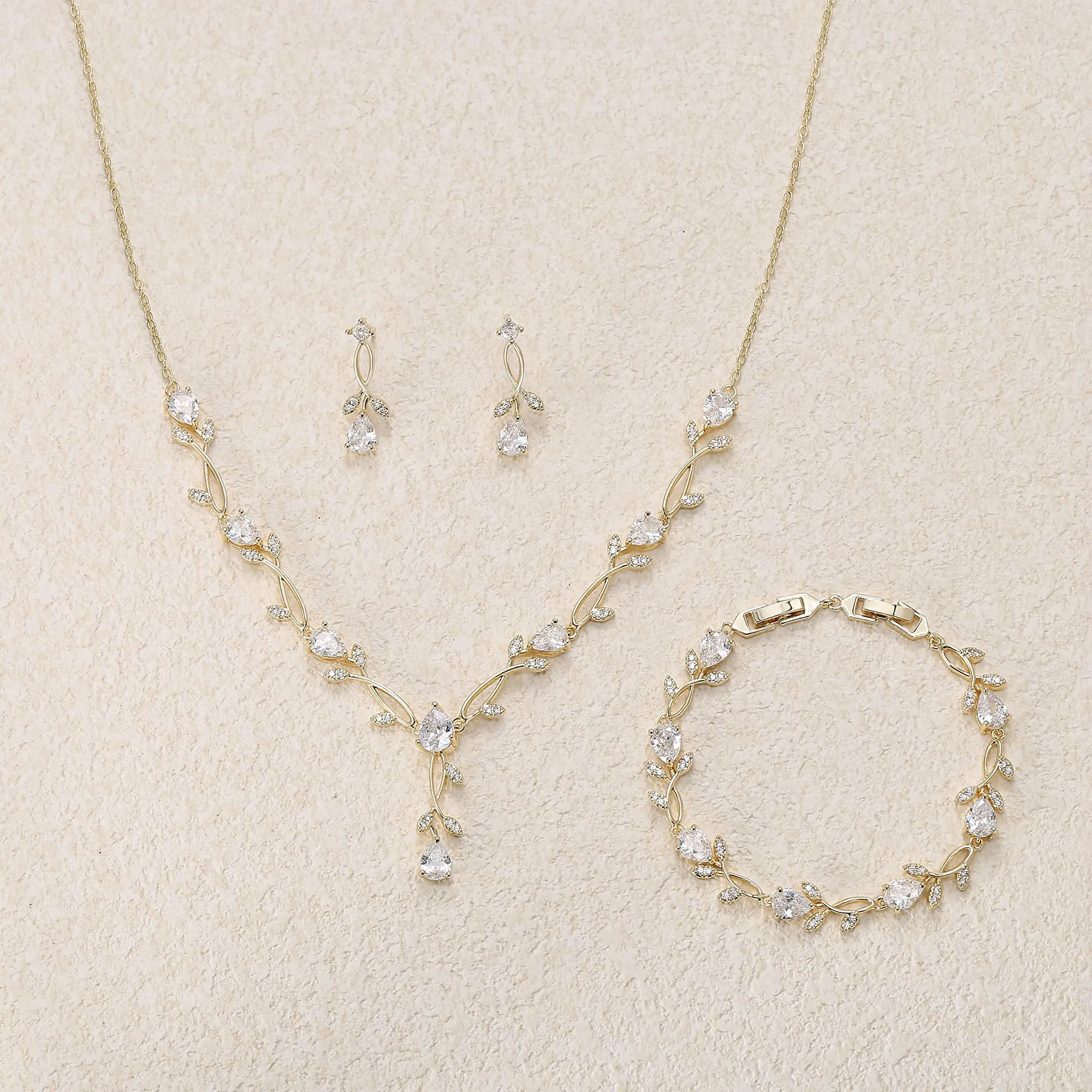 Ever Faith Set di gioielli da sposa con zirconi e goccia - immagine 4