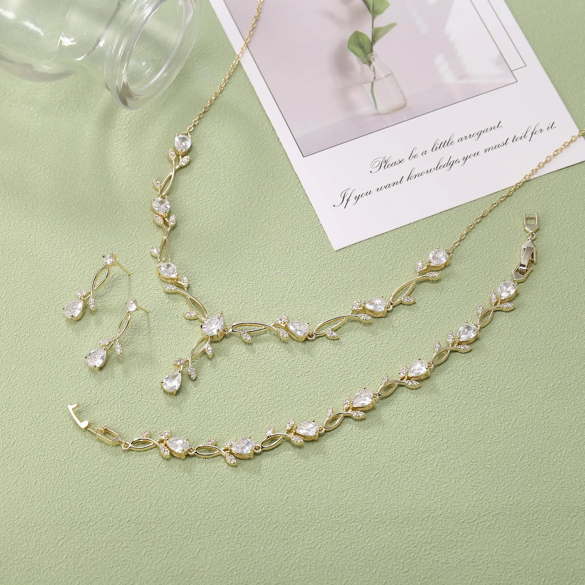 Ever Faith Set di gioielli da sposa con zirconi e goccia - immagine 5