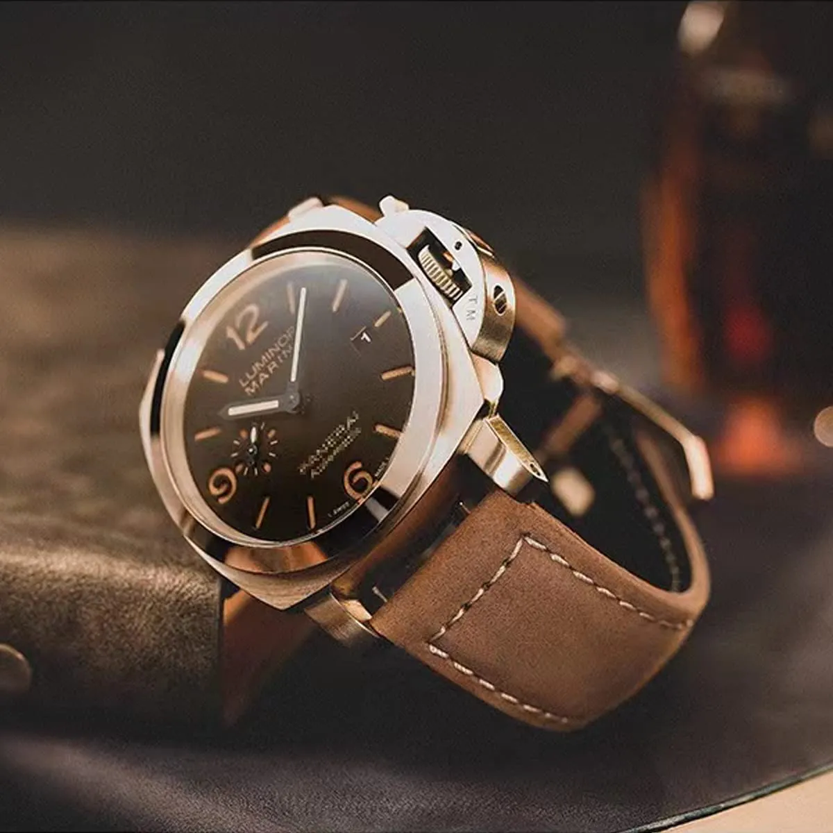 AIYIRUO Cinturino in Pelle Vintage per Panerai, 24mm, Cachi-Nero - immagine 2