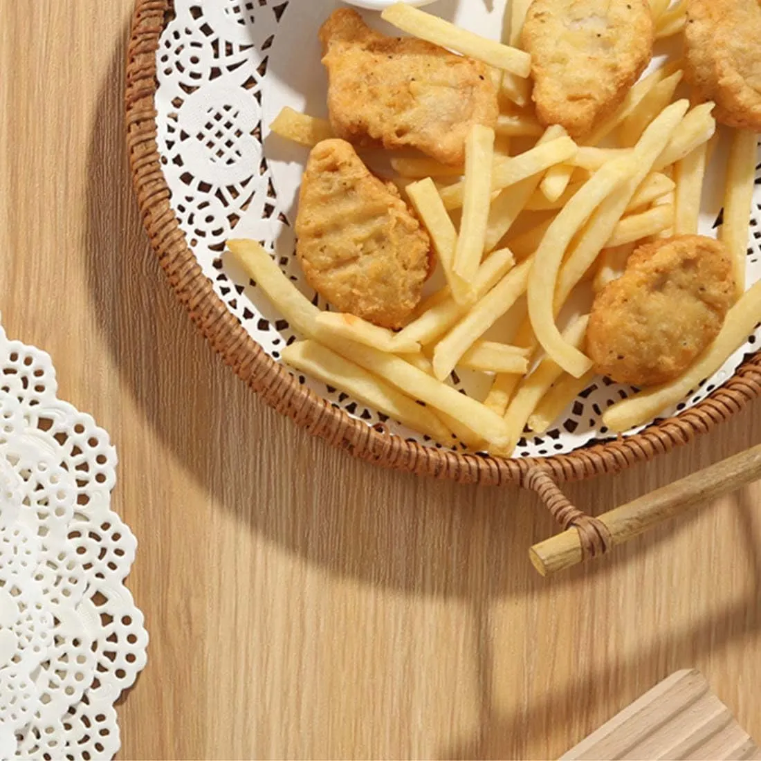 UYVPAER Centrini in Carta Pizzo Rotondi per Dessert e Decorazione Tavola, 100 Pezzi, 16.5 cm - immagine 4