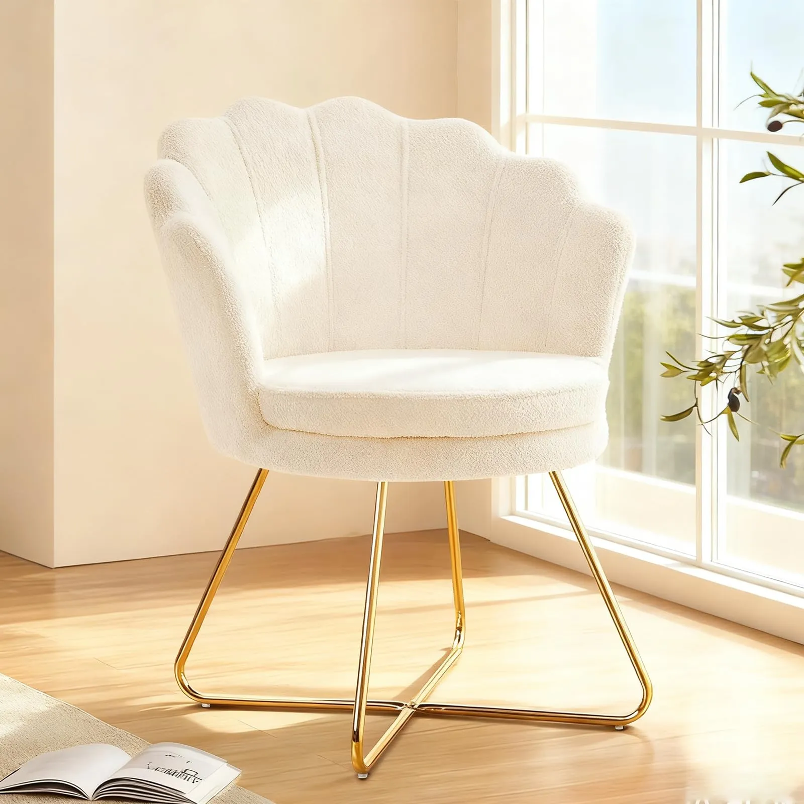 Hellove Set di 2 Sedie Trucco a Conchiglia in Teddy con Gambe in Metallo Dorato, Bianco - immagine 6