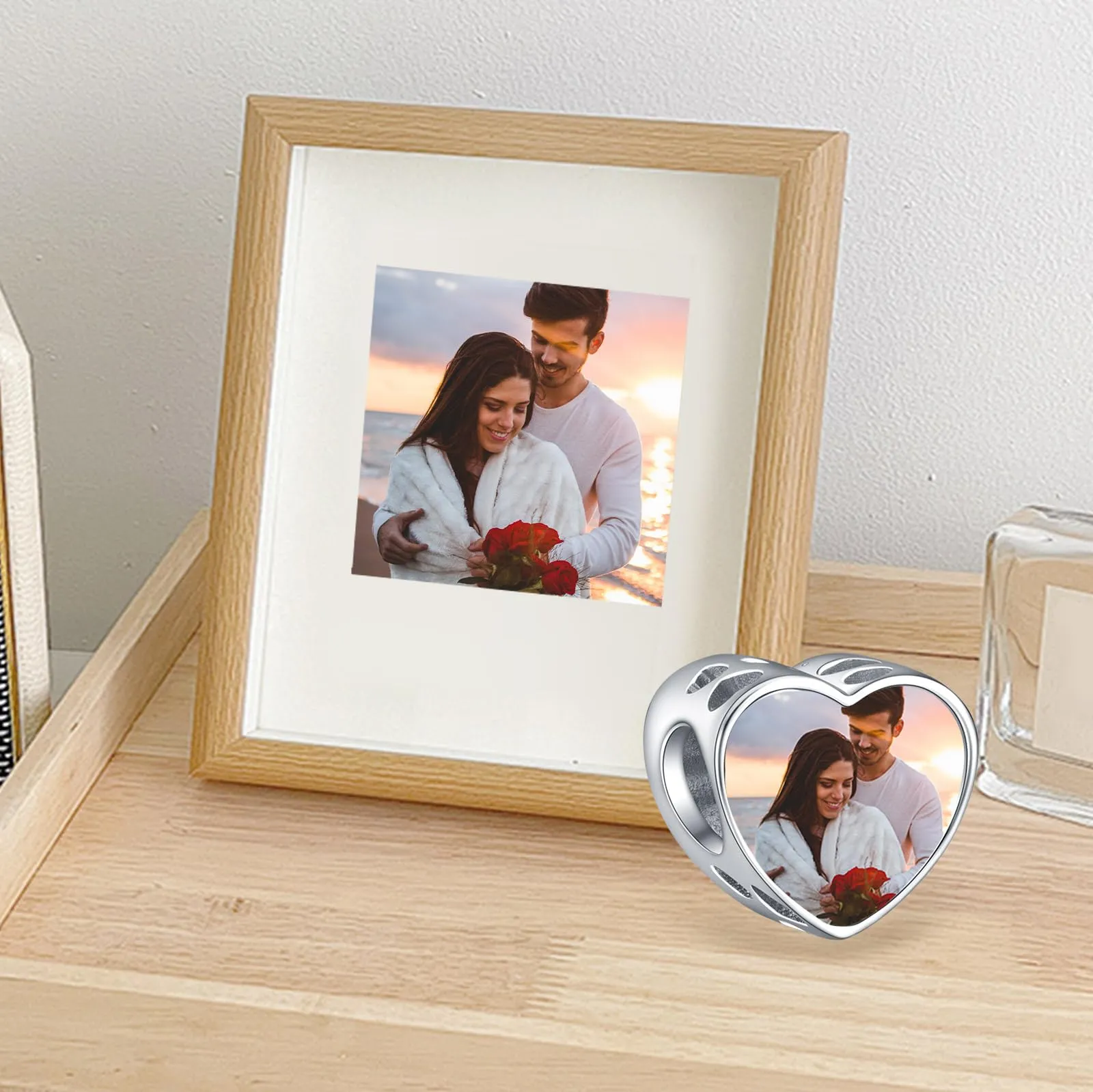 LaMenars Photo Charm Lettera Personalizzata 925 Sterling Silver you&me per Collana e Braccialetto da Donna - immagine 3