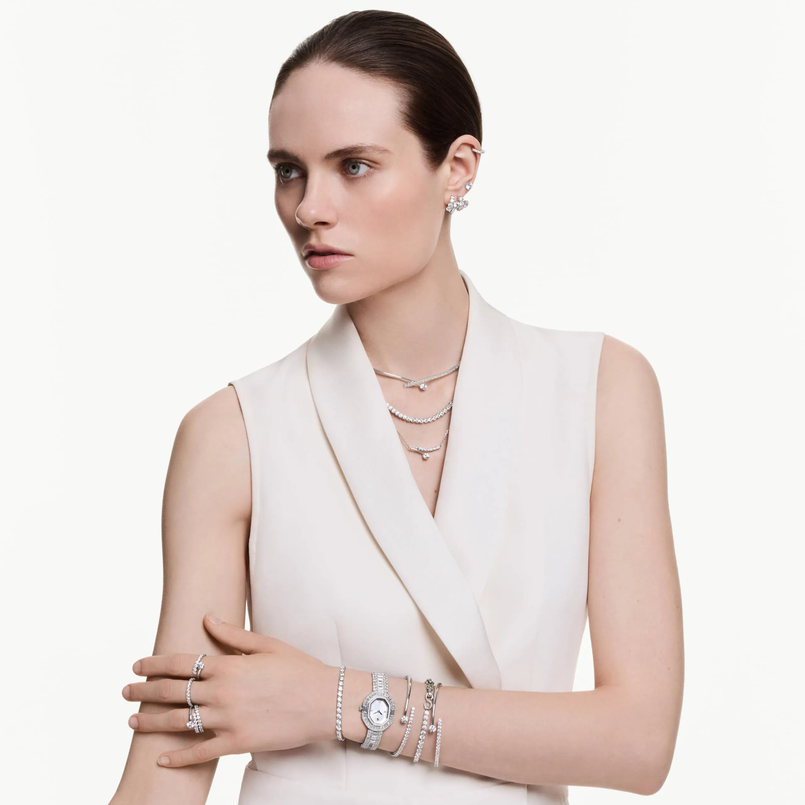 Swarovski Vittore Hoop Earrings, Round Cut, White, Rhodium Plated - immagine 6