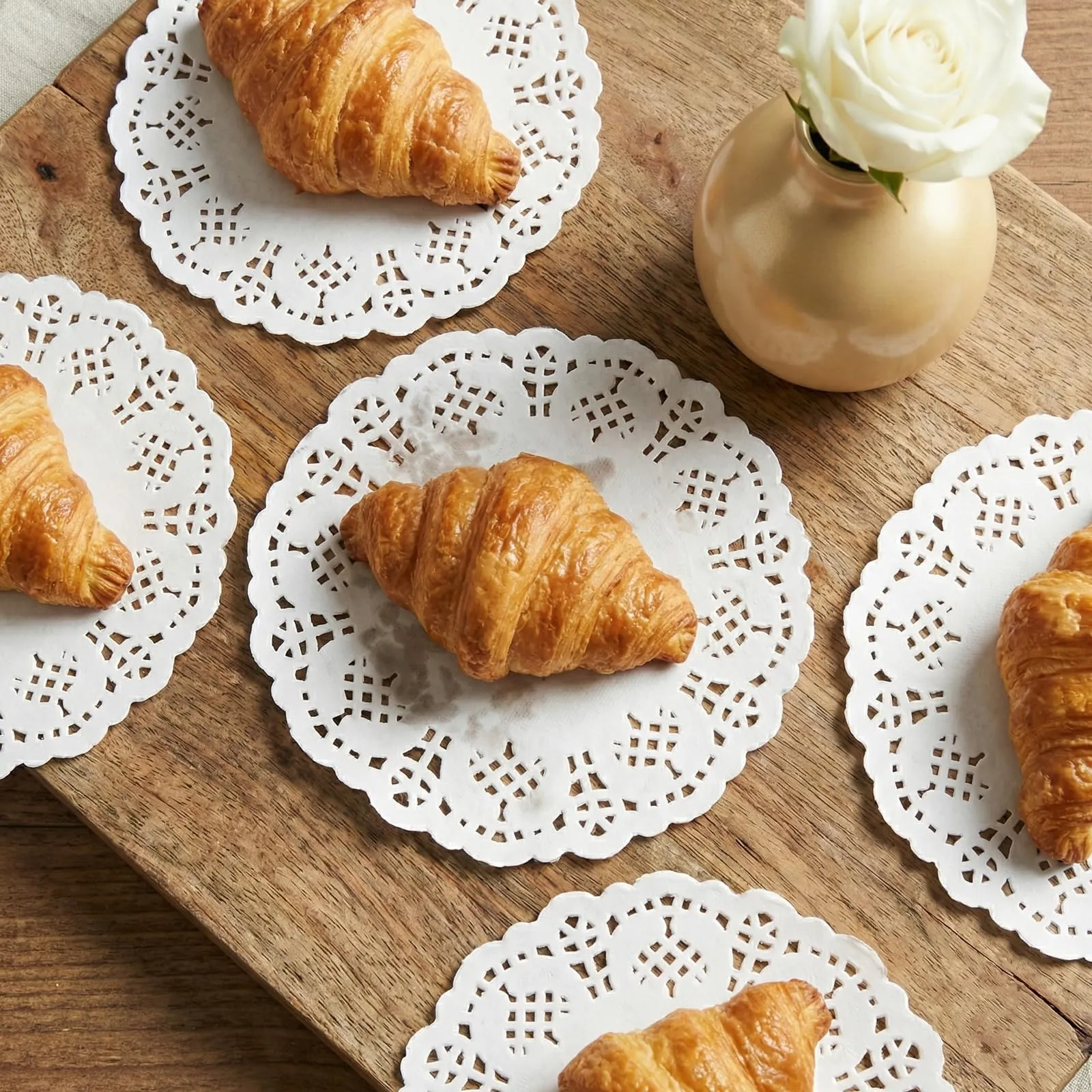 Daleweo Basi in Pizzo per Torte, 11,4 cm, 150 Pezzi, Bianco - immagine 4