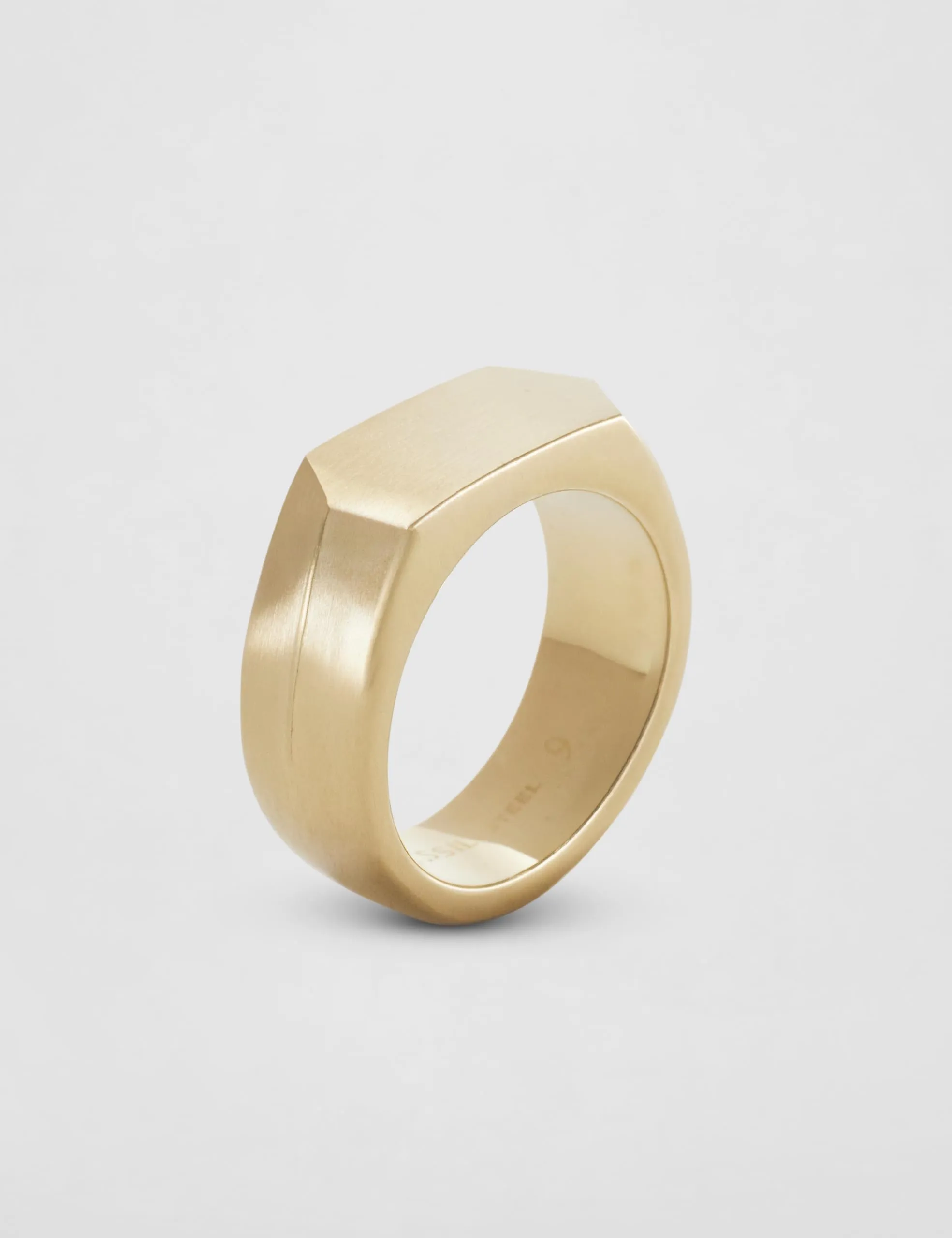 Fossil Anello a fascia da uomo in acciaio inossidabile oro polveroso e nero JF045597109 - immagine 3