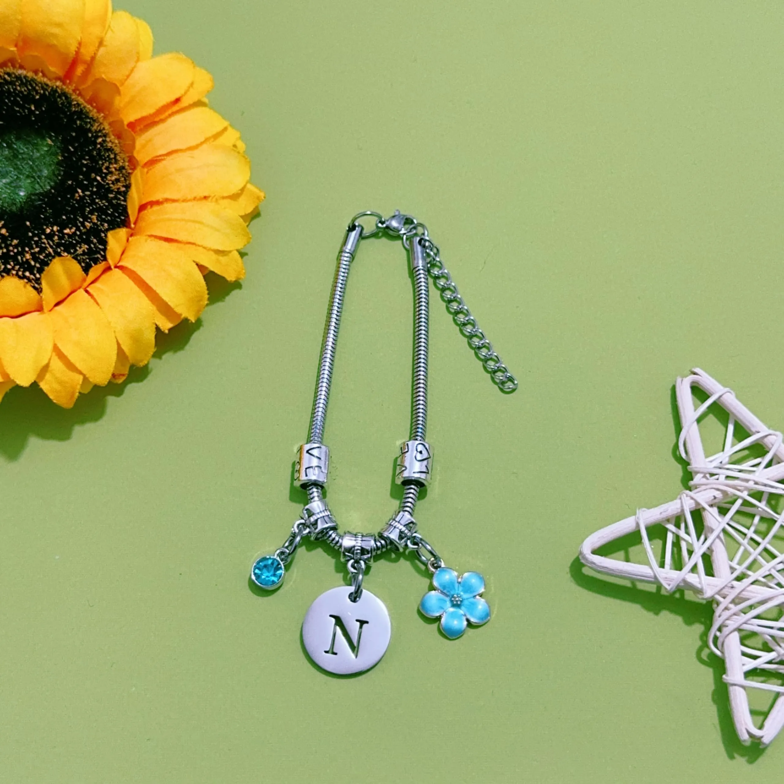 ZYMGUO Bracciale con Iniziale Lettera N, Acciaio Inossidabile, Colore Argento - immagine 3