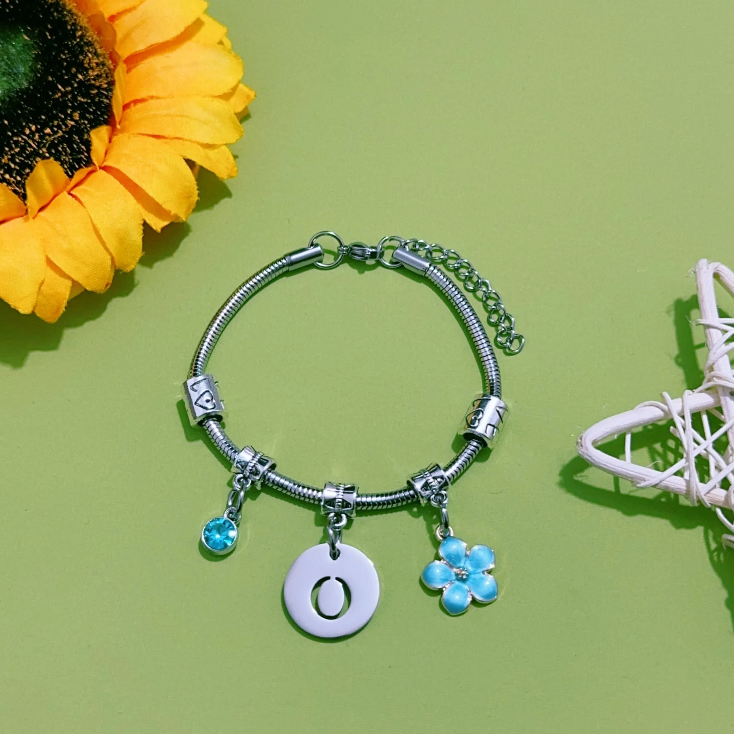 ZYMGUO Bracciale con Iniziale Lettera O in Acciaio Inossidabile Colore Argento - immagine 2