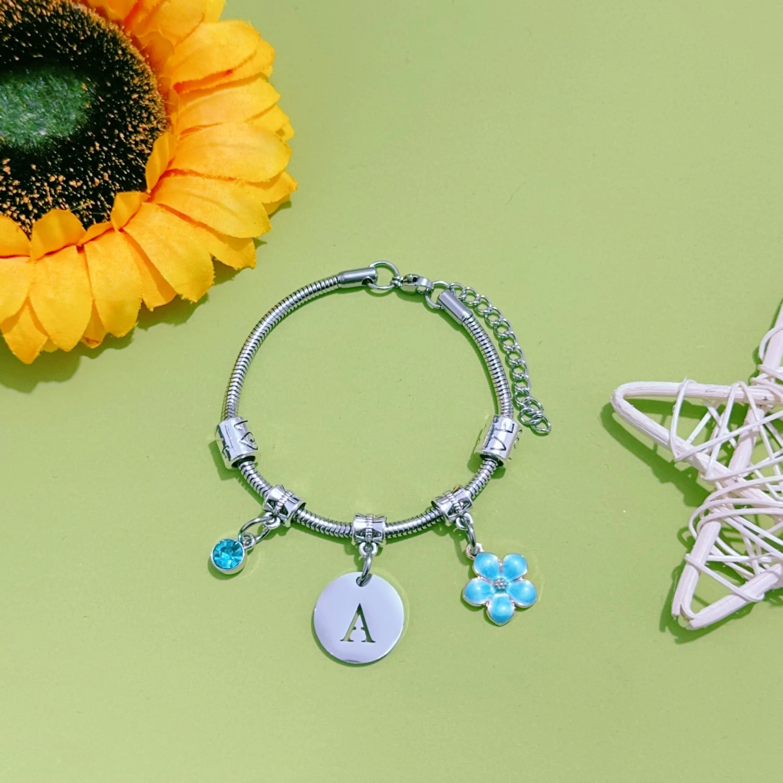 ZYMGUO Bracciale con Iniziale A-Z in Acciaio Inossidabile, Colore Argento (A) - immagine 2
