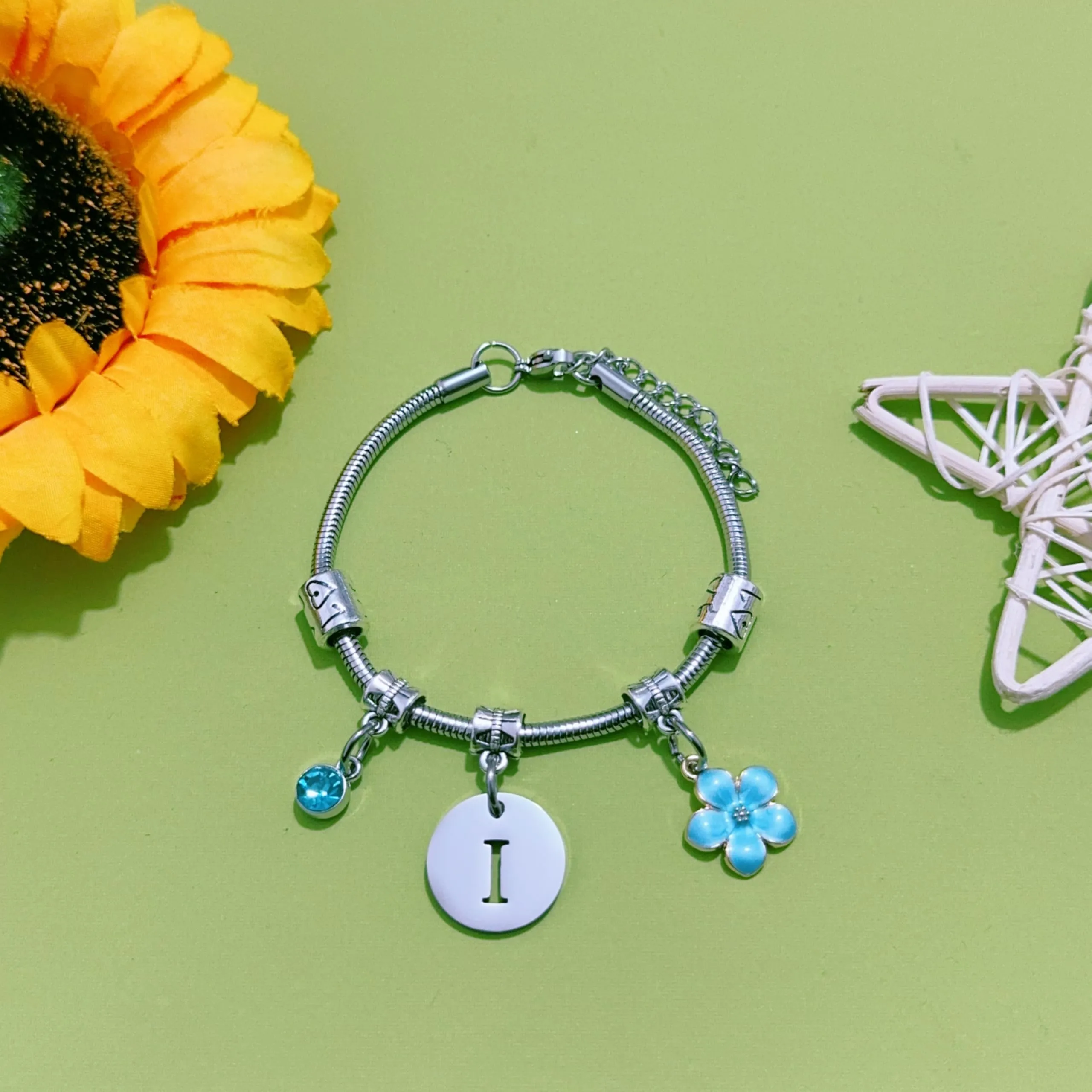 ZYMGUO Bracciale con Iniziale Lettera I in Acciaio Inossidabile Colore Argento - immagine 2