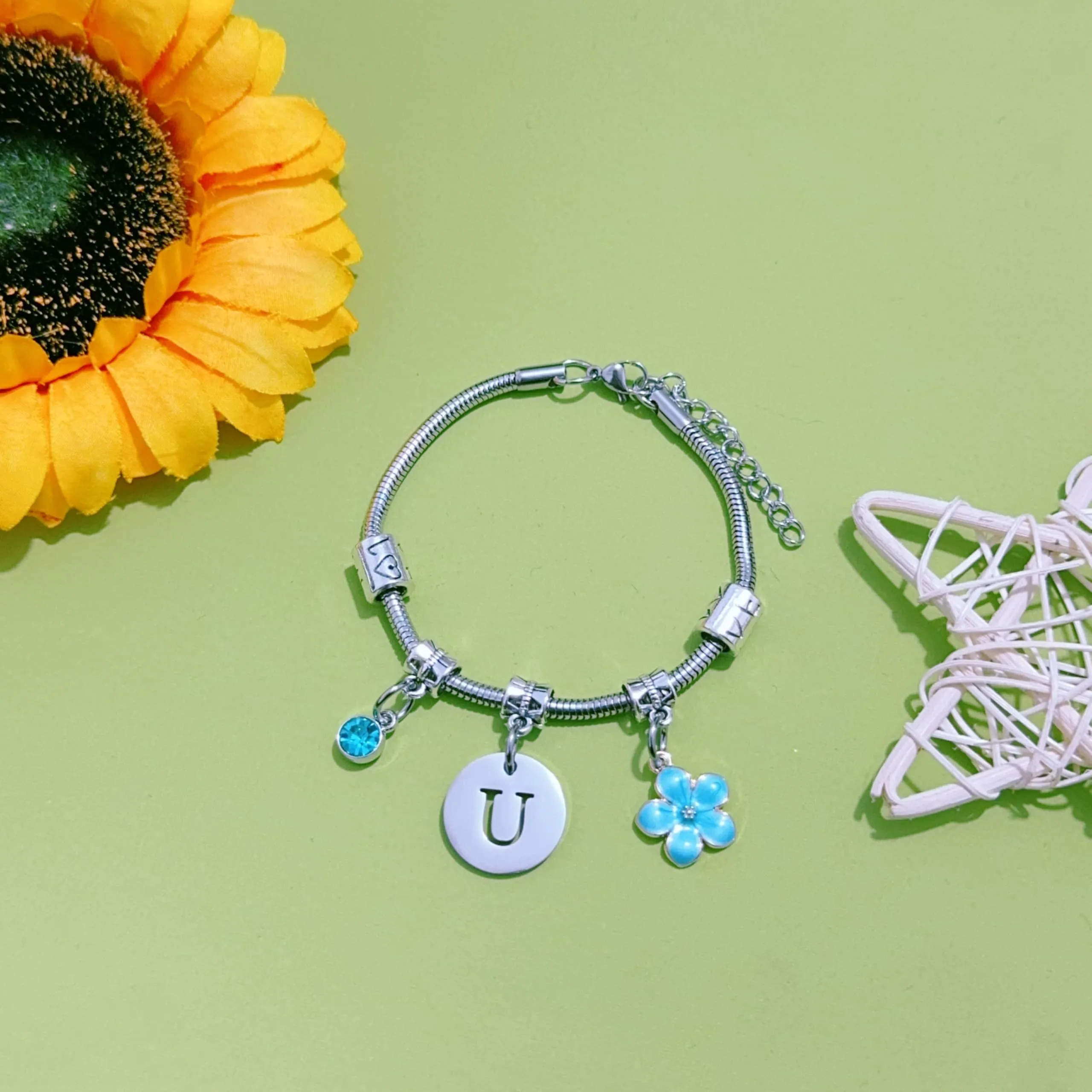 ZYMGUO Bracciale con Iniziale Lettera U, Colore Argento, Acciaio Inossidabile - immagine 2