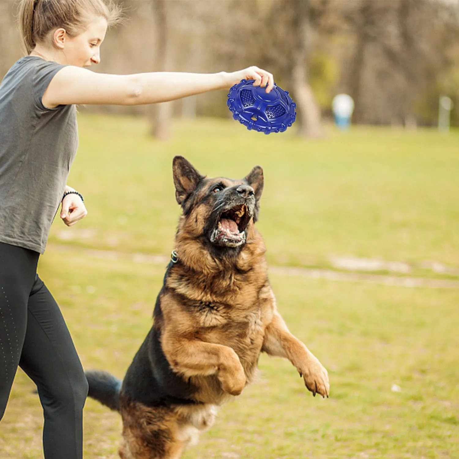 Autoau Giocattolo Interattivo per Cani in Gomma Naturale, Masticativo con Squeaker per Cani Medi e Grandi, Pulizia Denti - immagine 5