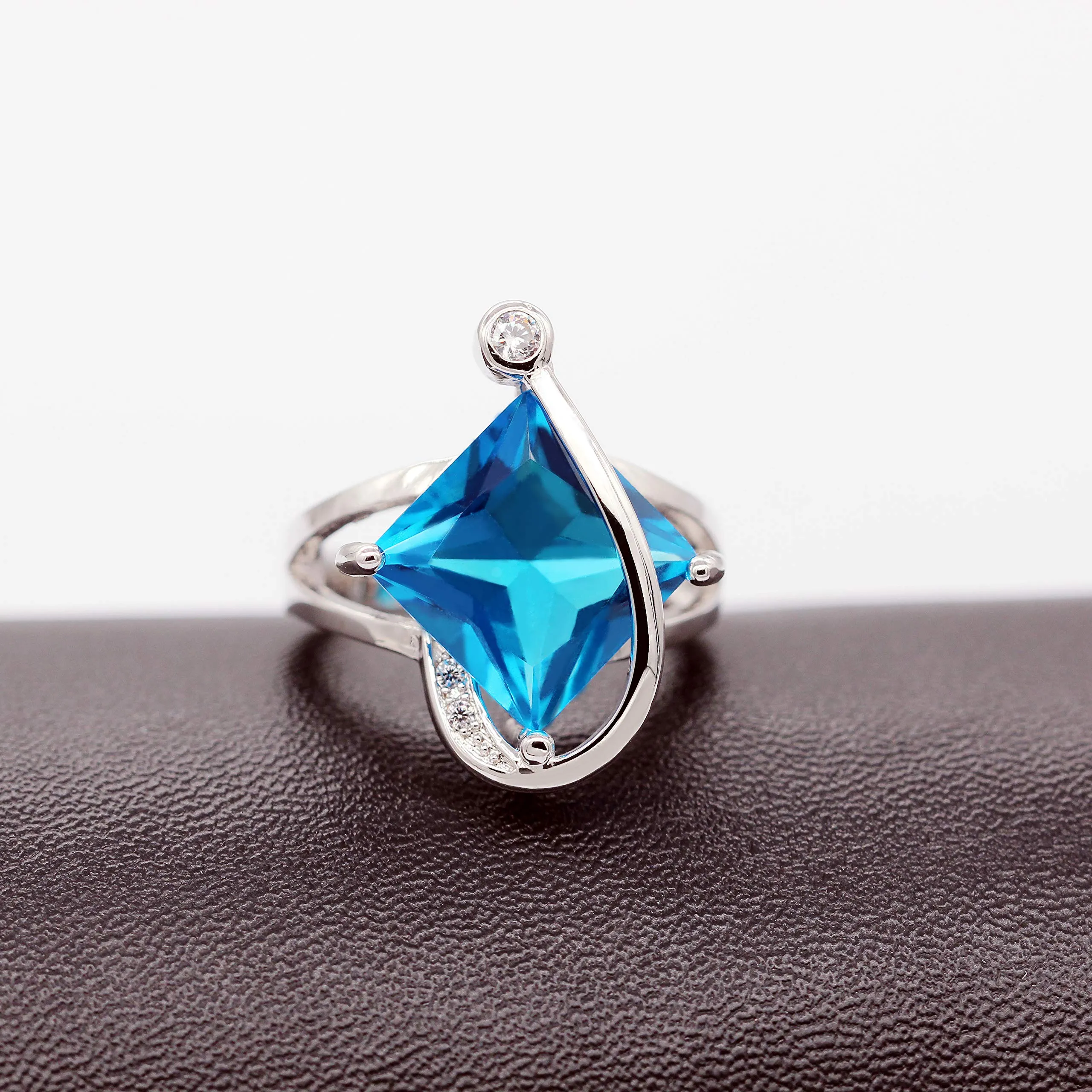 Uloveido Set di gioielli T295 con collana, orecchini e anello in cristallo quadrato e topazio creato - immagine 7