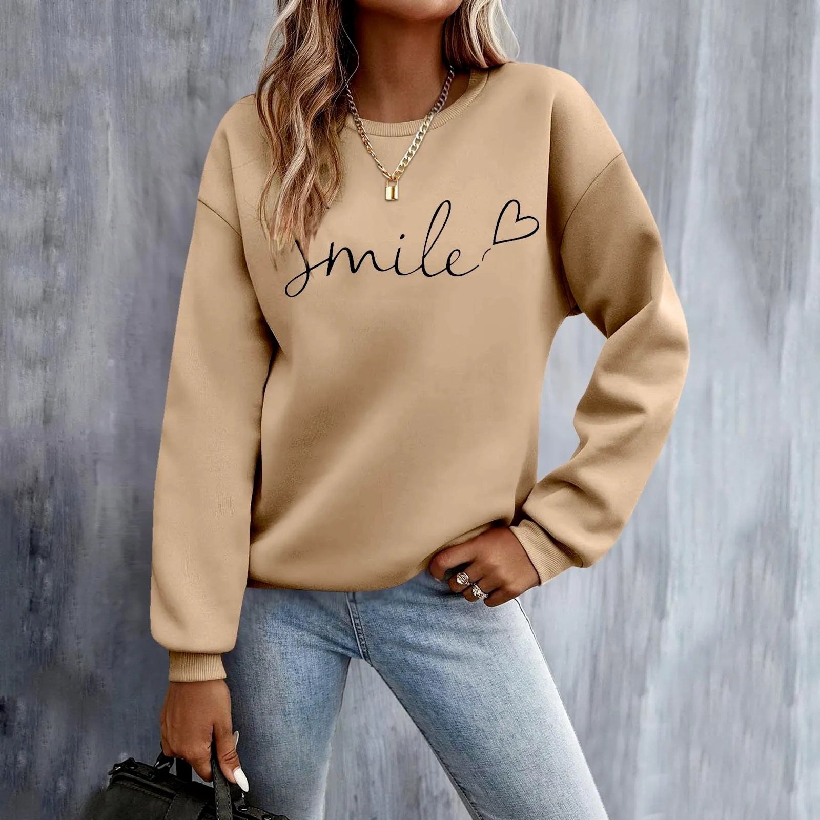 Gefomuofe Felpa da donna Smile Lettera Stampa Girocollo Manica Lunga, Cachi, M - immagine 2